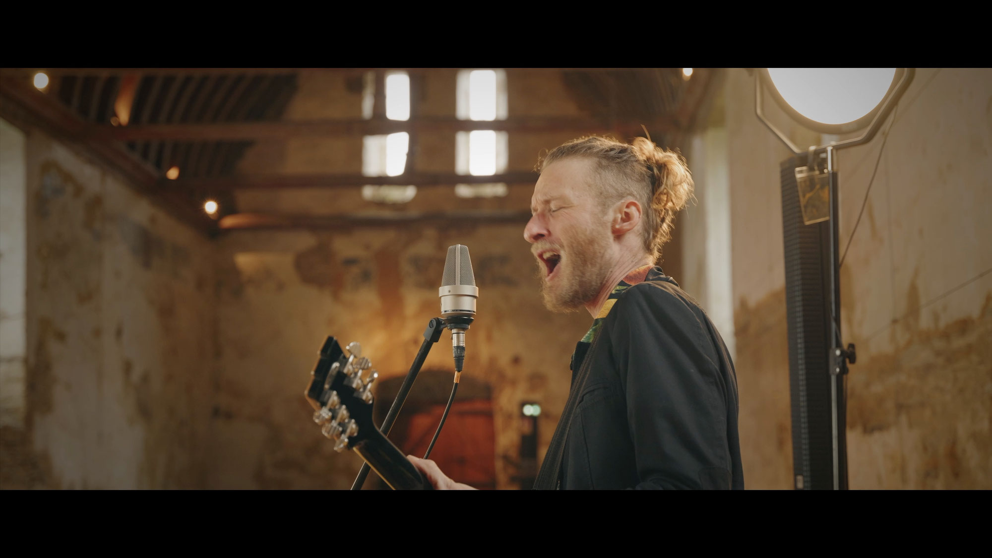 Encore un clip !