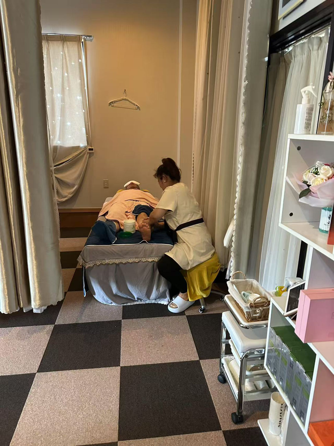スタッフ入店