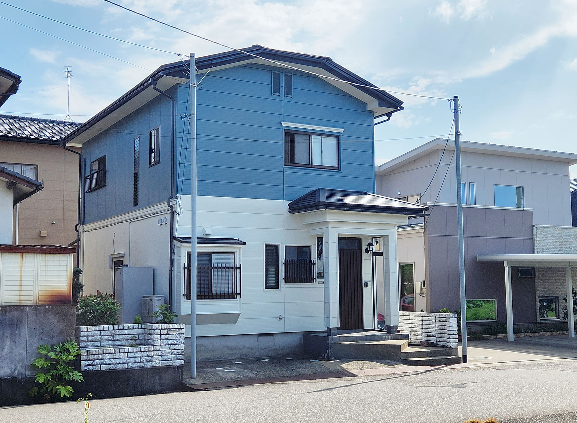 ブルーグレー×白の爽やかツートン