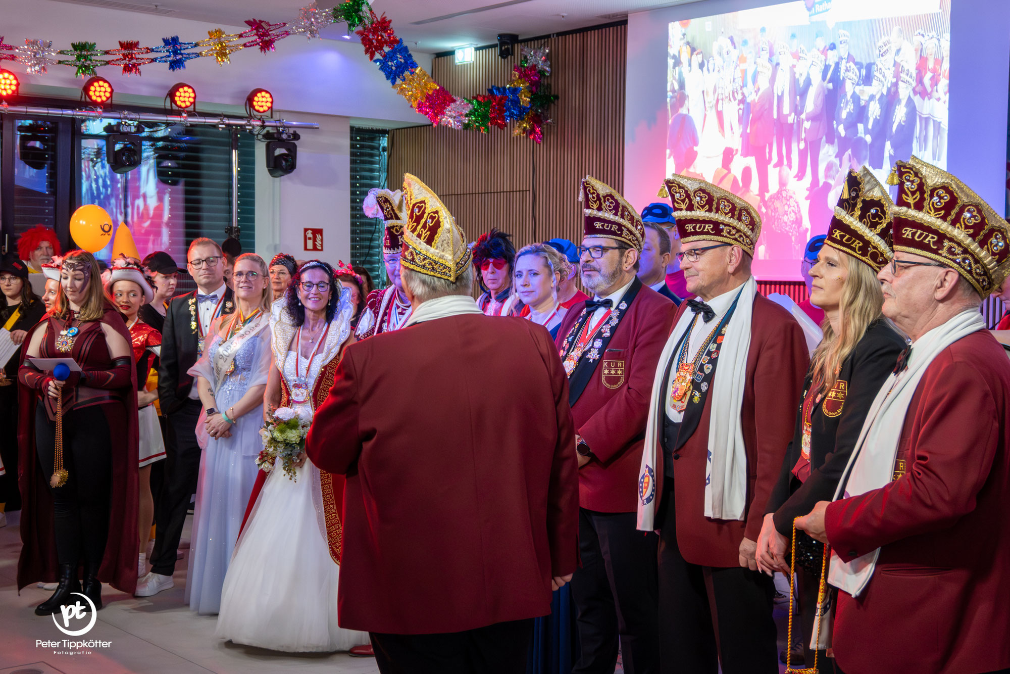 Fotostrecke: Weiberfastnacht im Rathaus 2026