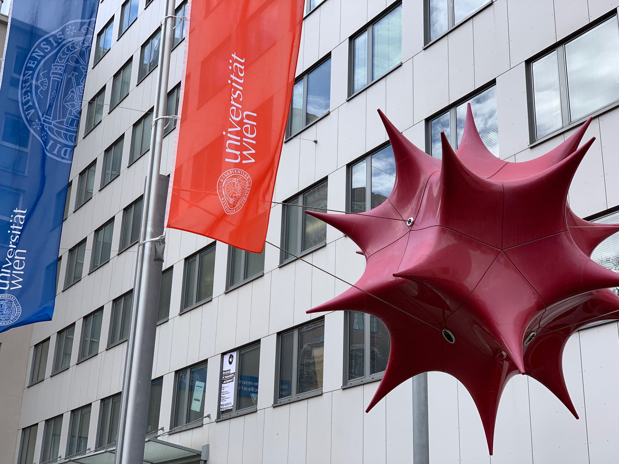 Egy év COVID-19 turisztikai válságmenedzsment ausztriai krónikája