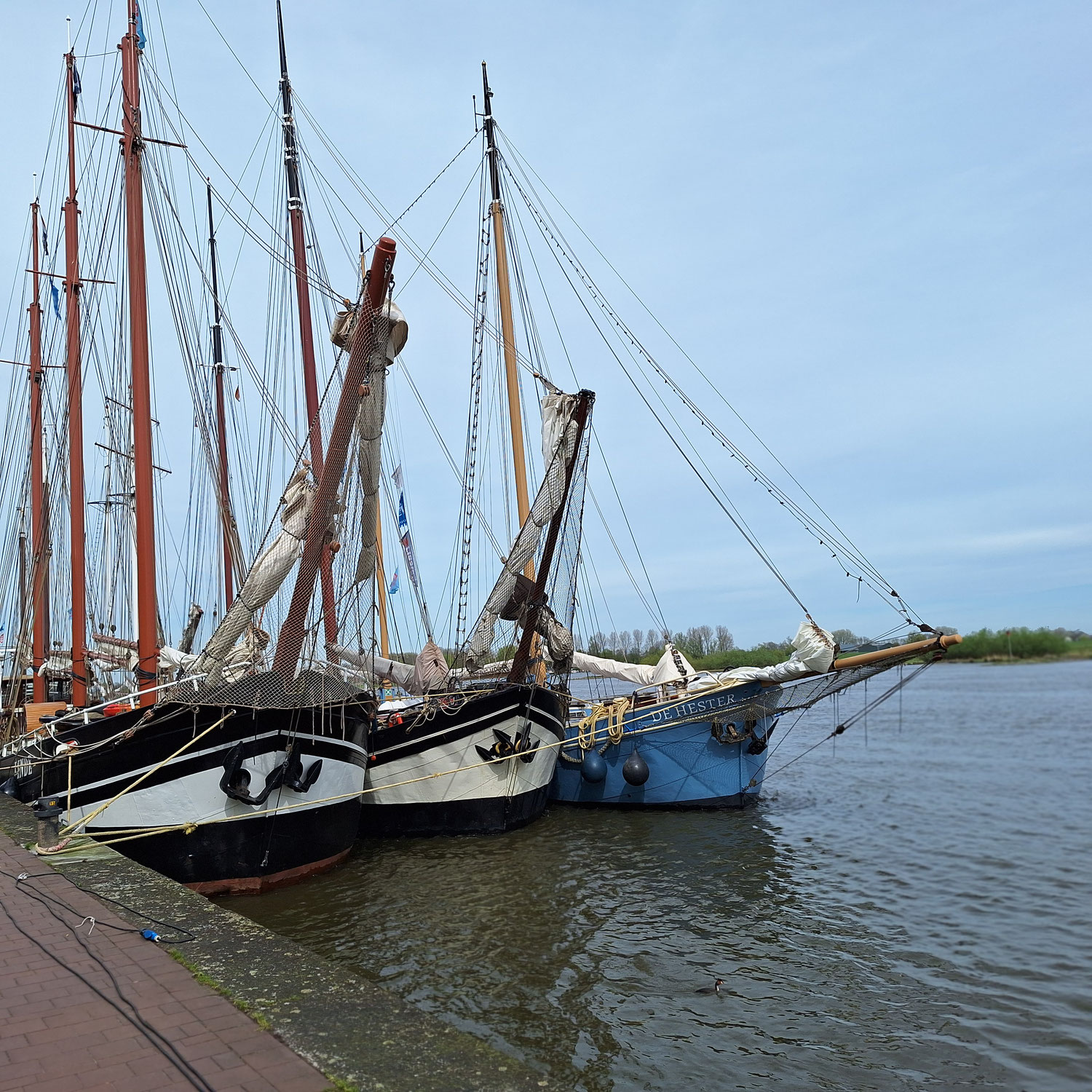 Vom Ijsselmeer über den Abschlussdeich nach Den Helder