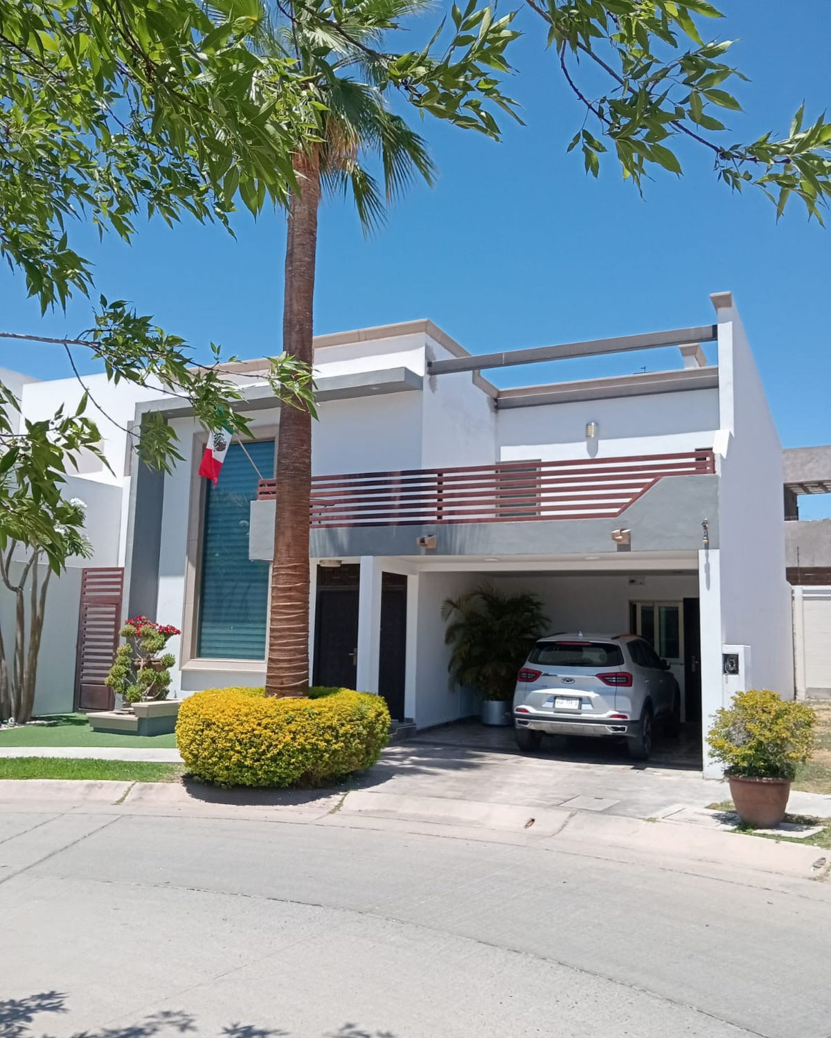 RESIDENCIA EN VENTA LAS VILLAS- SECCIÓN VILLA NIZA
