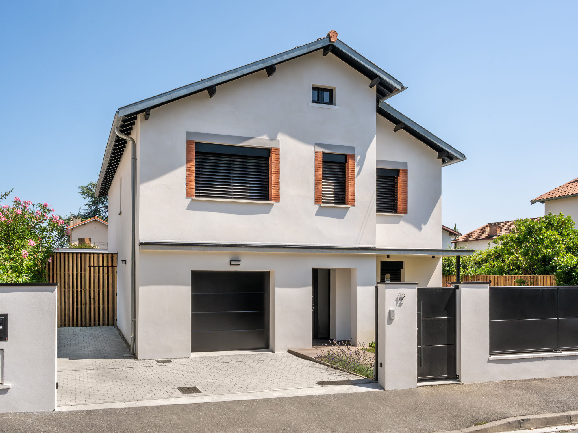 MAISON RU