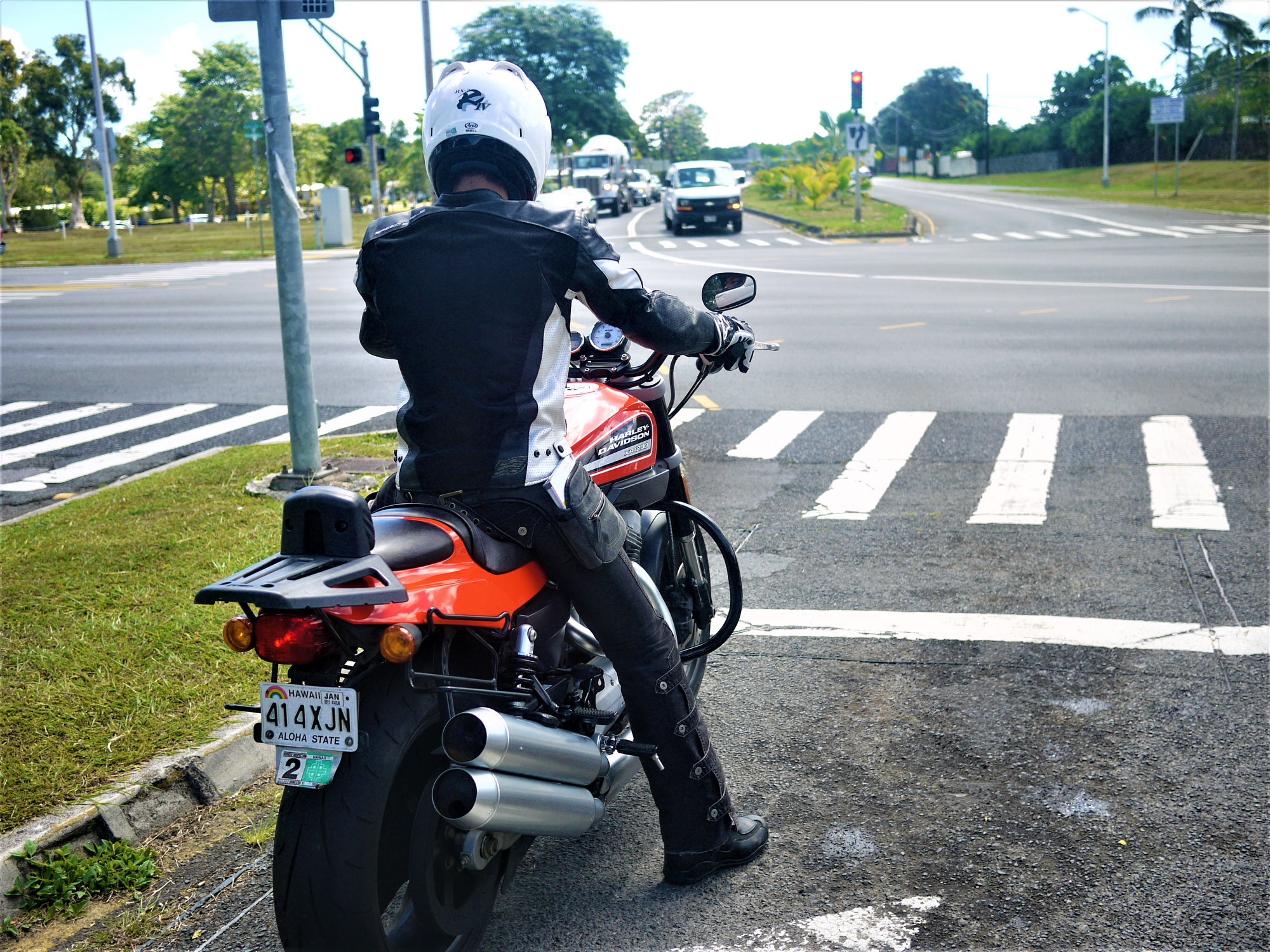 ライダーに人気のハーレーをレンタルする①　ハワイ ワイキキ