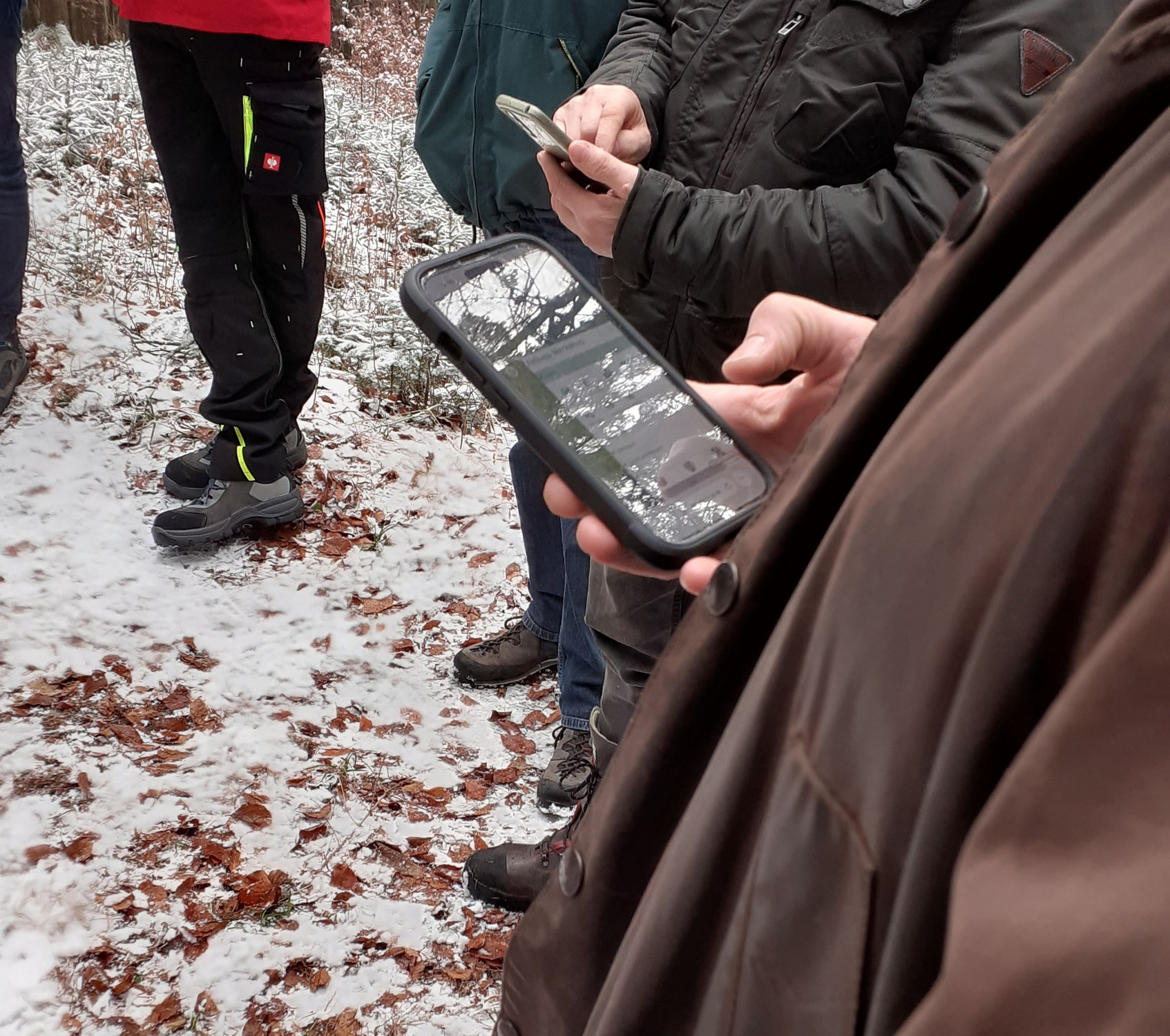 Forsttag Waldverband Mur-Mürztal - Durchstich mit Handy statt Spaten