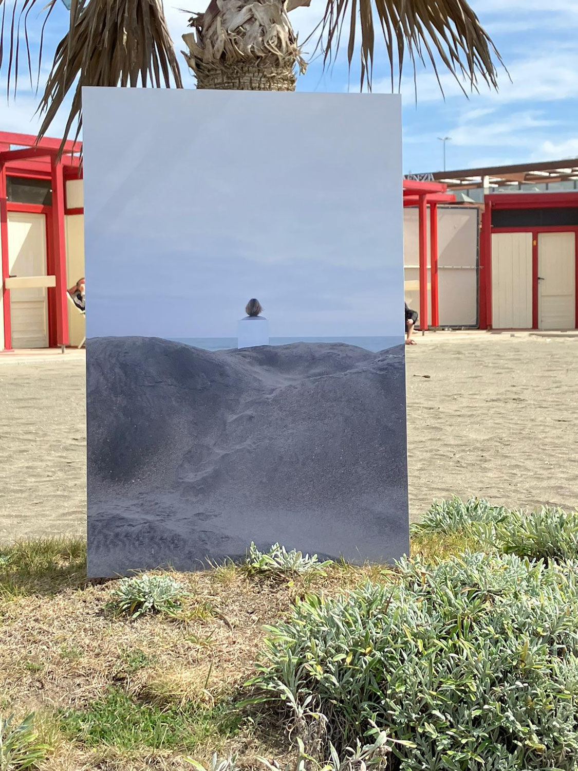 Lavorare in site-specific: tre proposte d’arte nella sabbia di Ostia