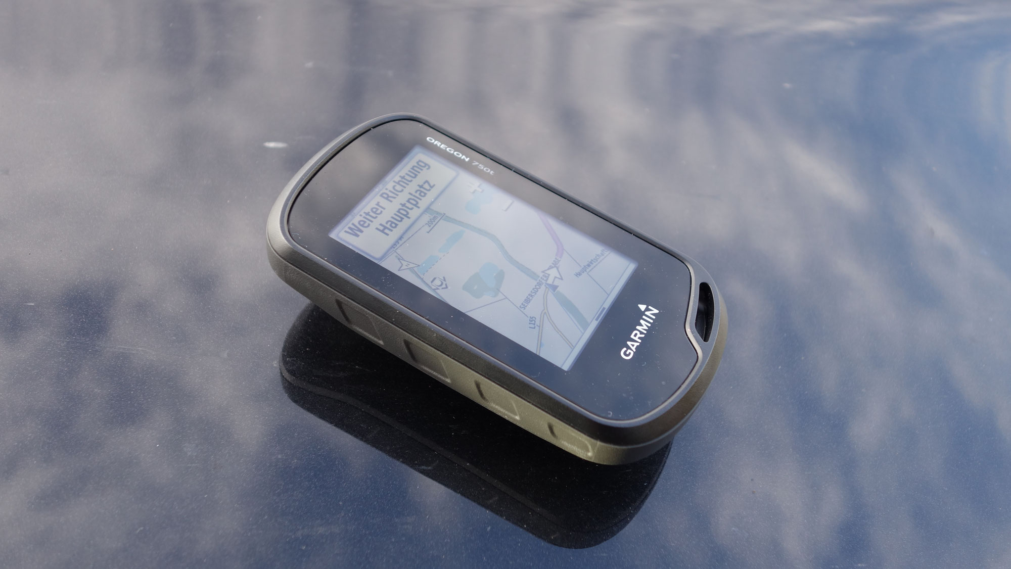 Garmin Oregon 750t Discover the World on 2Wheels