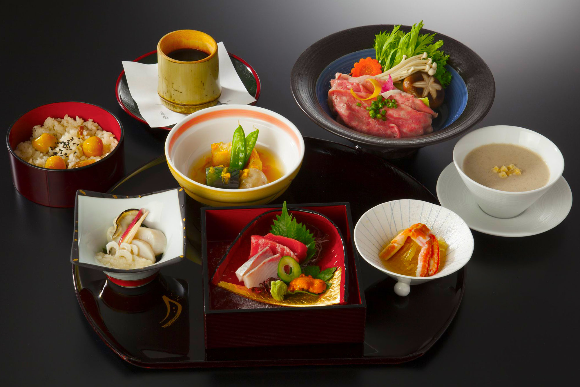 懐石料理と会席料理の違いをご存じですか？由来やマナーについても解説します！