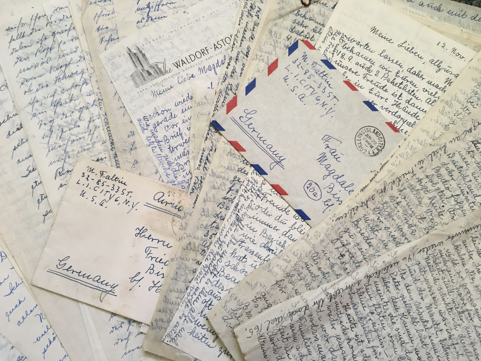 Waldorf Letters - Post aus New York