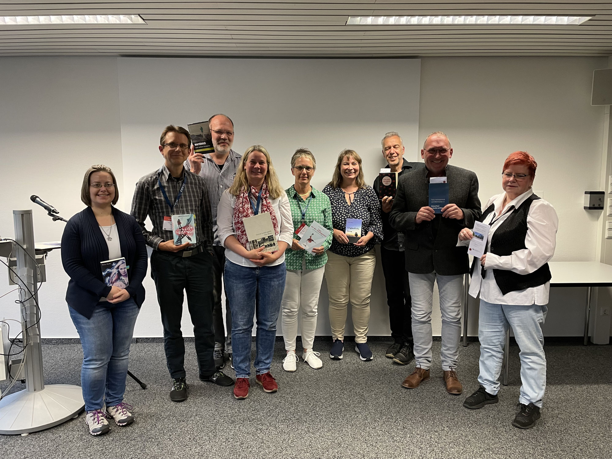 Neun Autor:innen in 90 Minuten