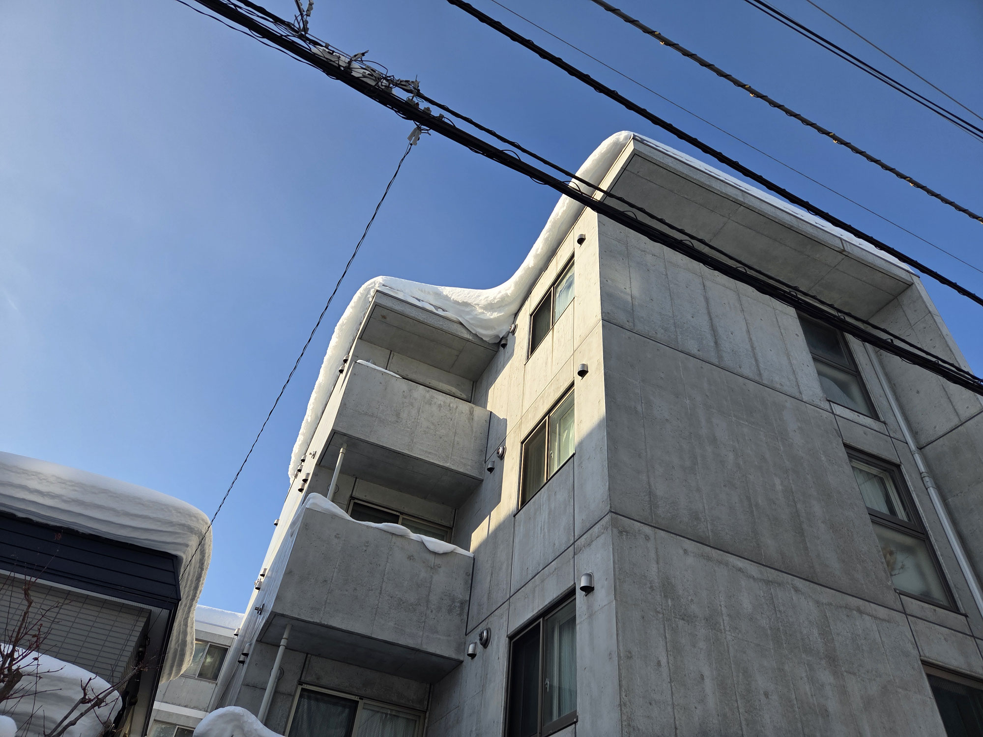雪庇落とし作業