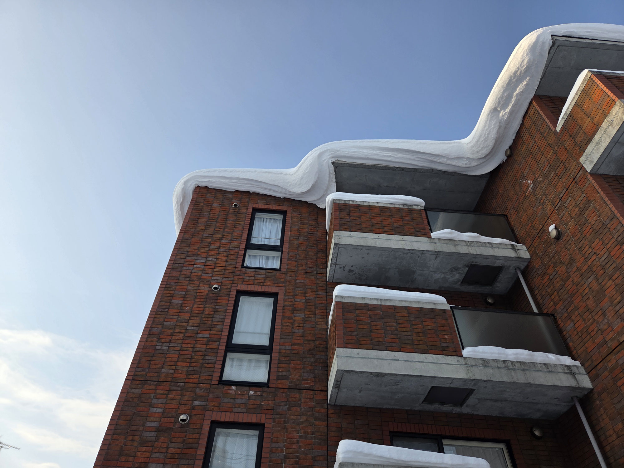 雪庇落とし作業