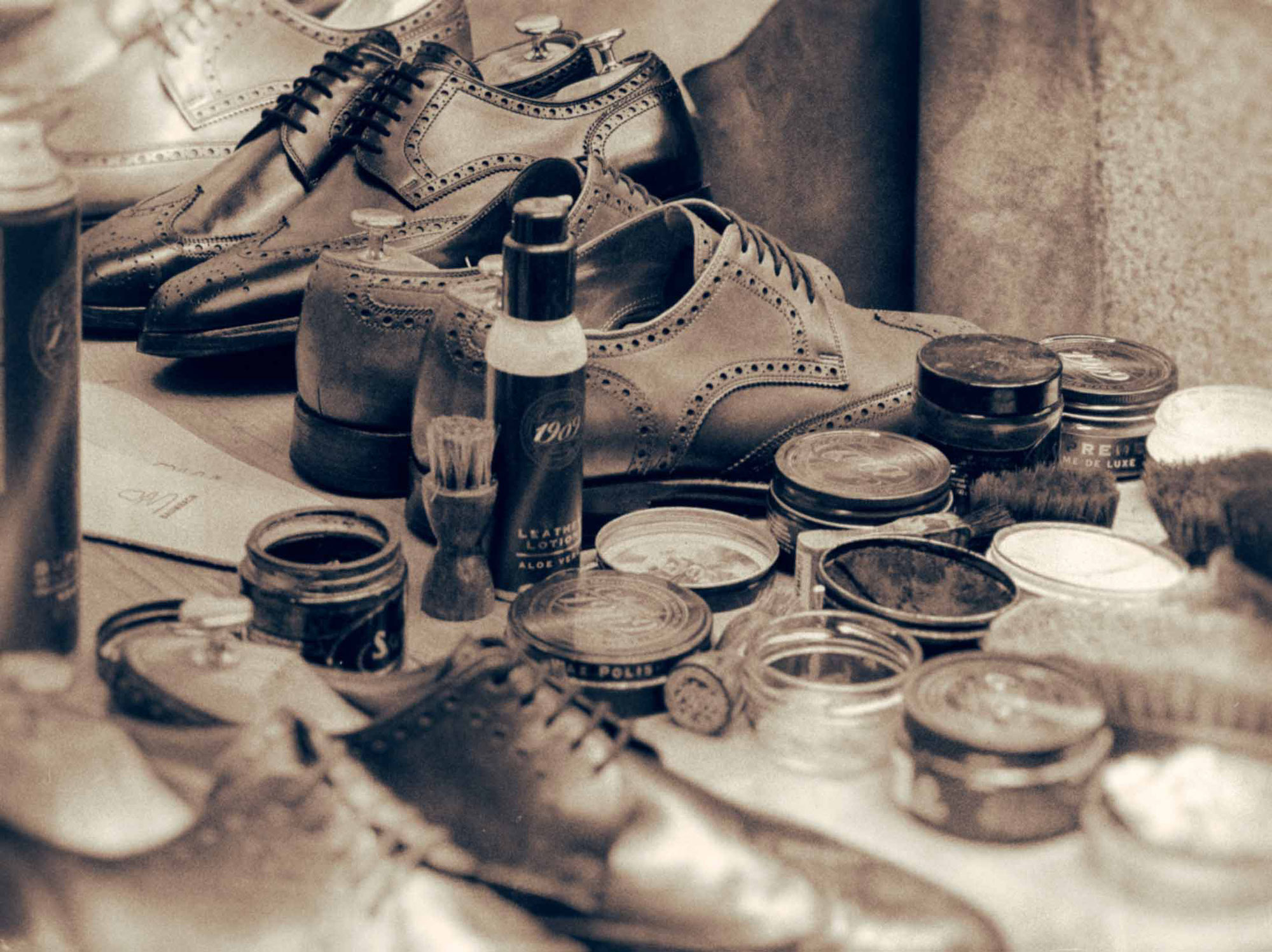 Schuhputz Service Schuhmacherei Baumbach Lederpflege für Schuhe Schuhmacherei Baumbach