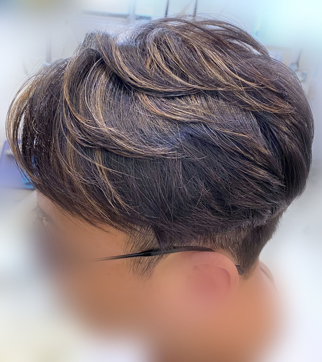 白髪ヘアをマイナスからプラスに 『楽しみながらヘアケアを』