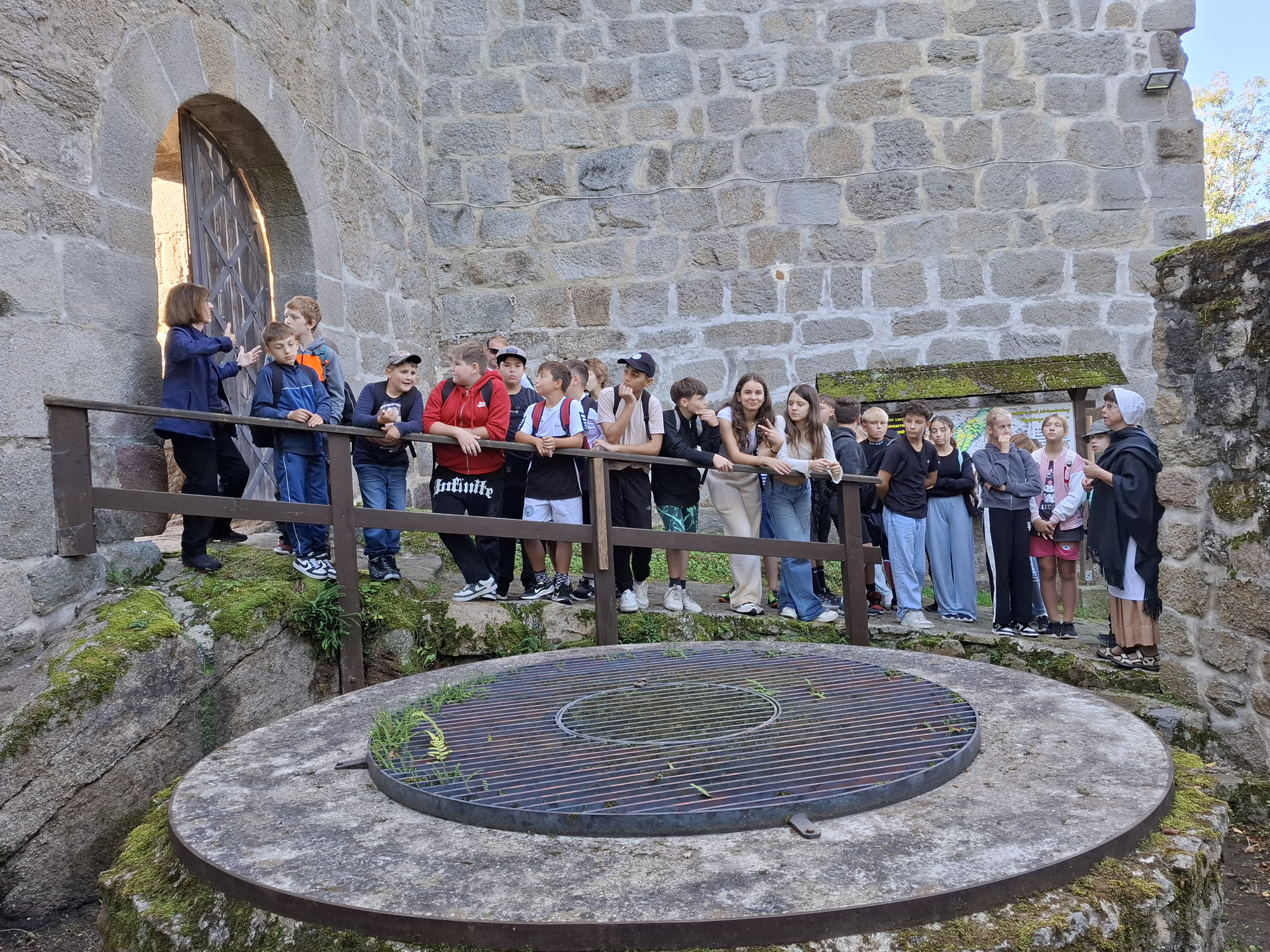 Wandertag zur Burgruine Windegg