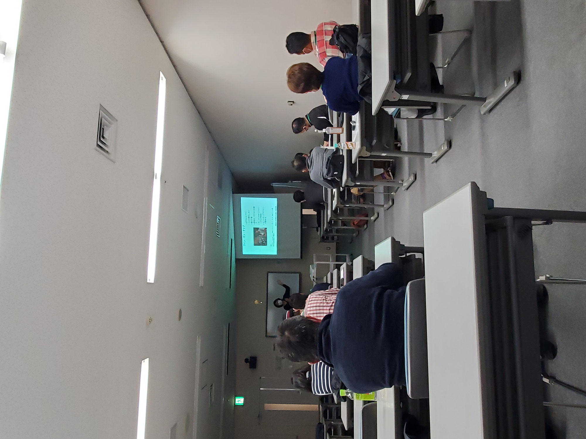ワインブドウの学校始動しました。