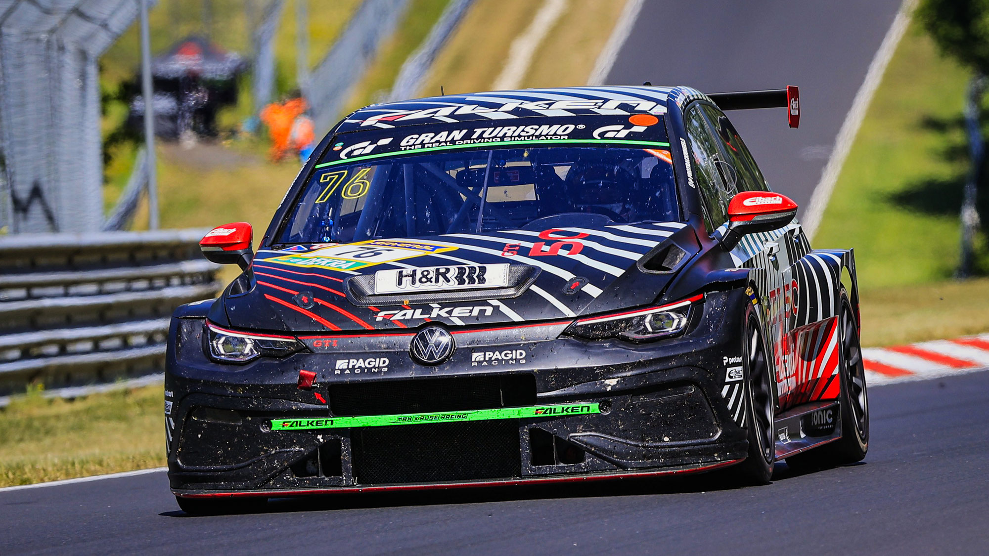 Rundenrekorde und Gesamtsieg: Max Kruse Racing schreibt Motorsport-Geschichte