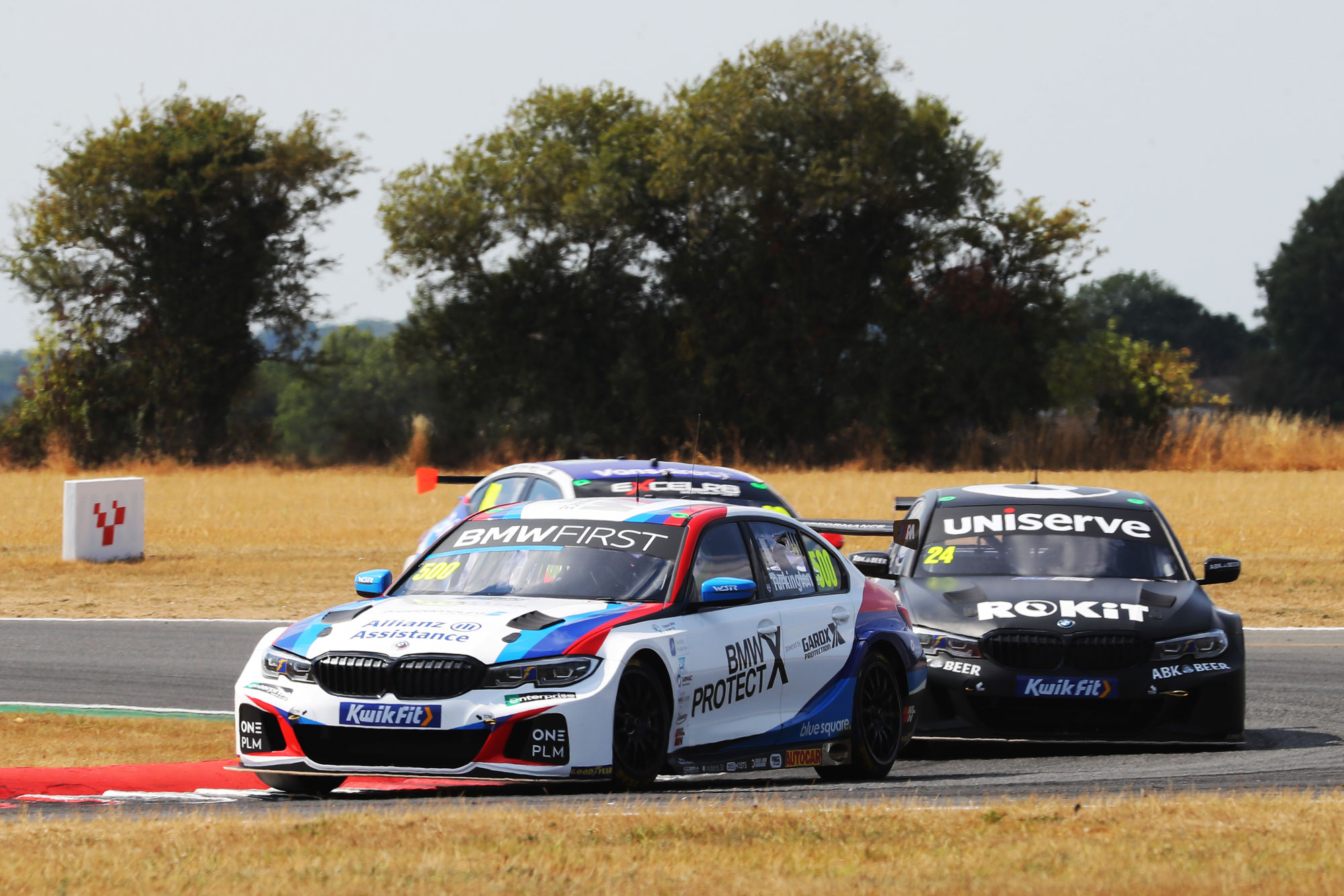 BTCC Snetterton: Colin Turkington feiert die Rennsiege in Lauf eins und zwei und sein insgesamt 500. BTCC Rennen, Sutton gewinnt den dritten Lauf