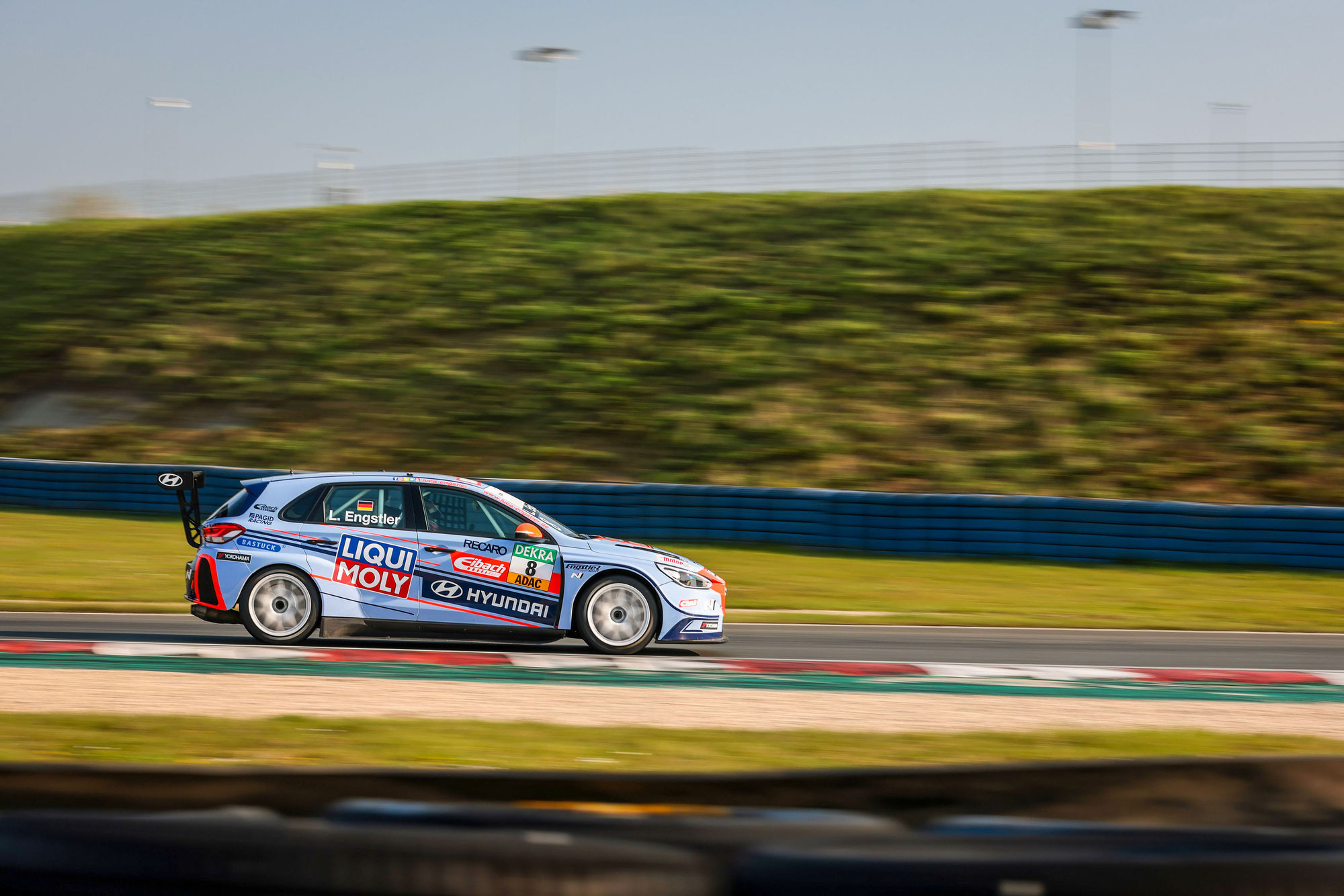 Hyundai-Pilot Engstler Schnellster beim Test in Oschersleben