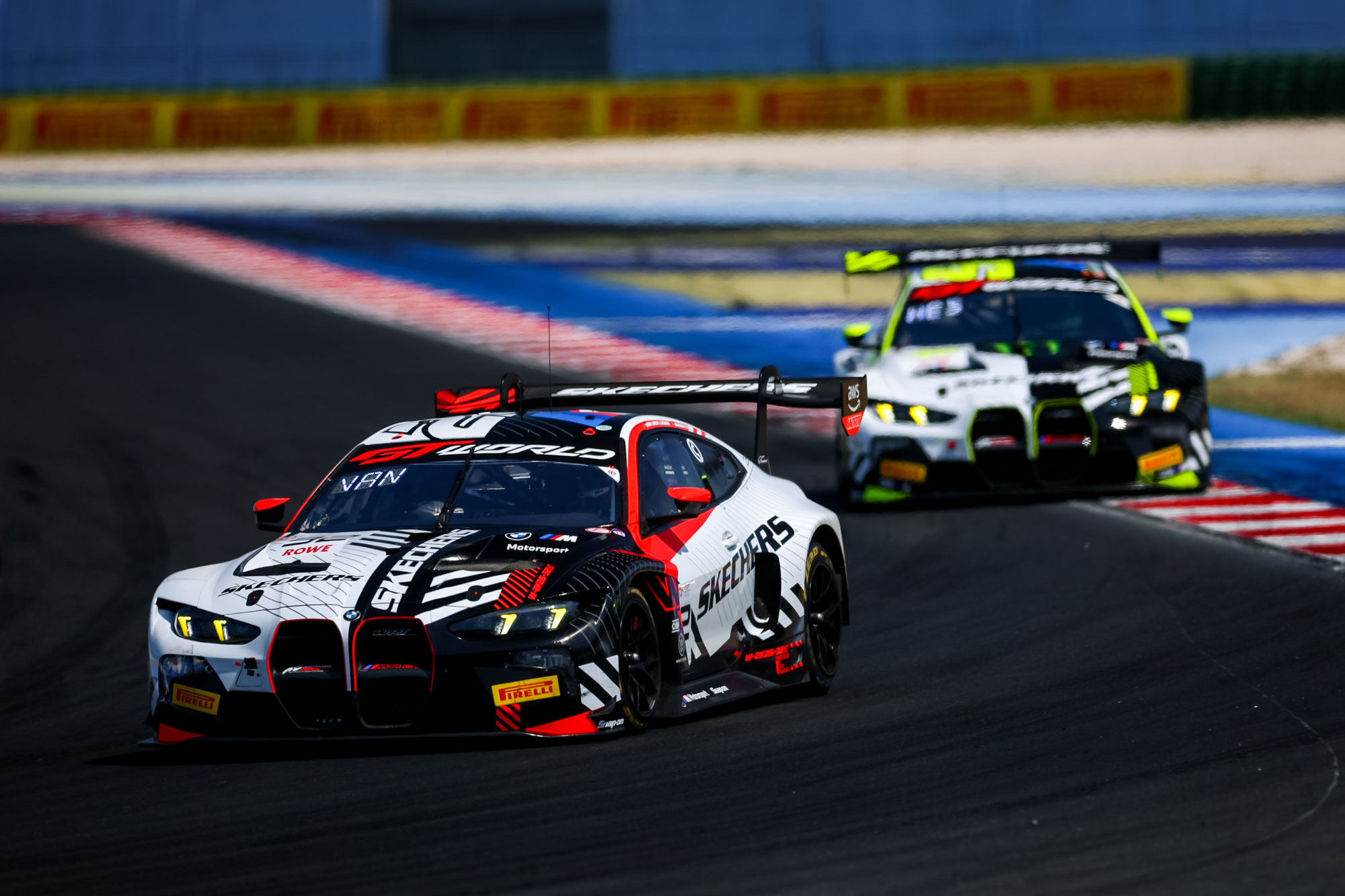  Zwei Siege in der GT World Challenge Europe: Charles Weerts und Kelvin van der Linde nicht zu schlagen.