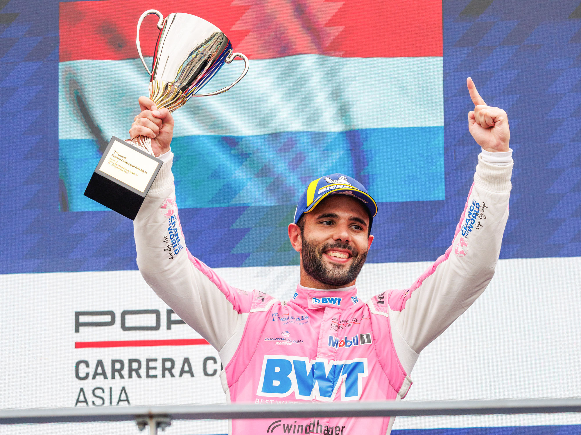Porsche Carrera Cup Asia: Doppel-Sieg für Dylan Pereira in Singapur