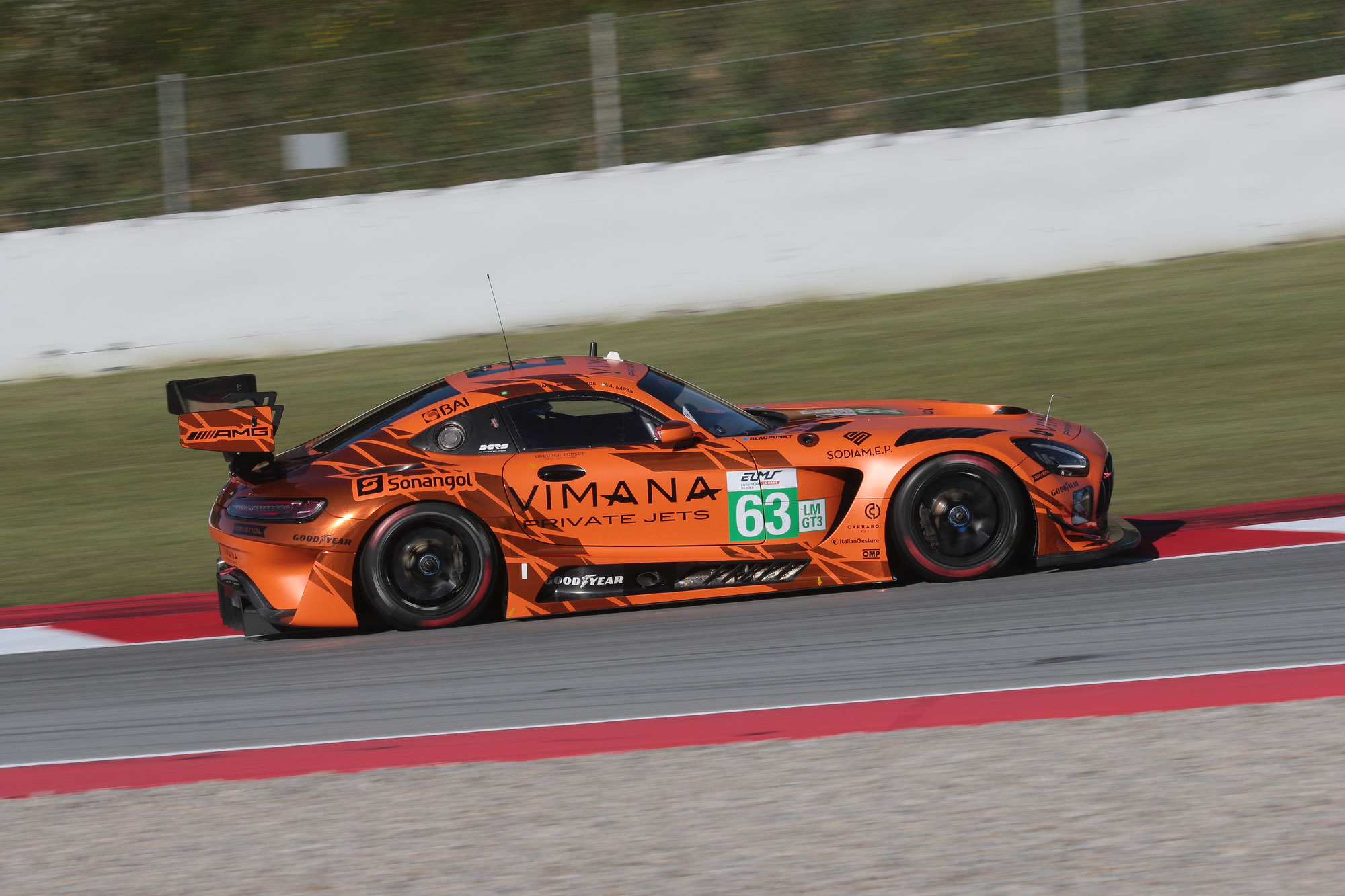 Iron Lynx überzeugt beim ELMS-Auftakt in Barcelona trotz verpasstem Podium