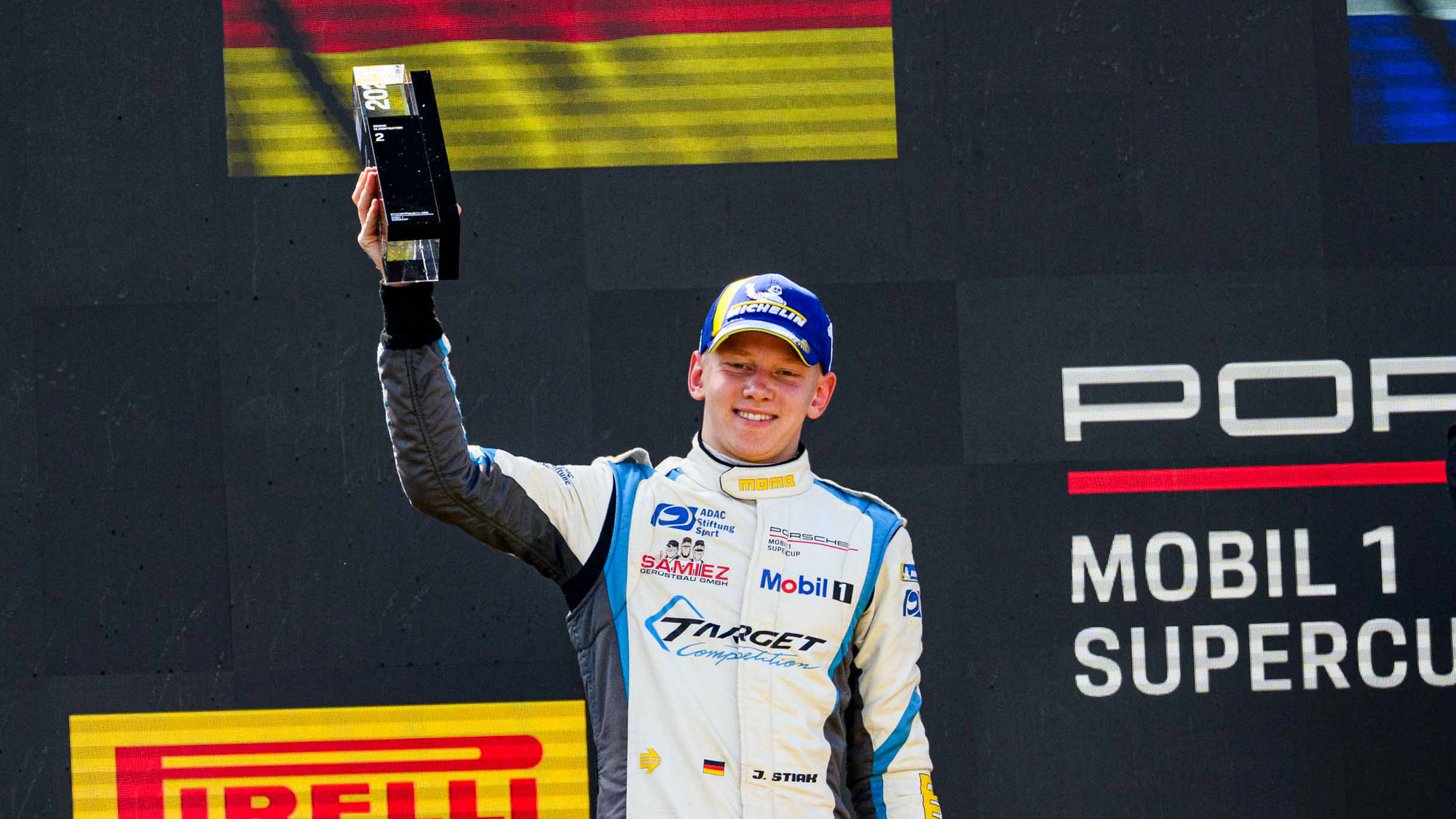 Janne Stiak jubelt nach Aufholjagd in Monza über die Rookie-Vizemeisterschaft im Porsche Supercup