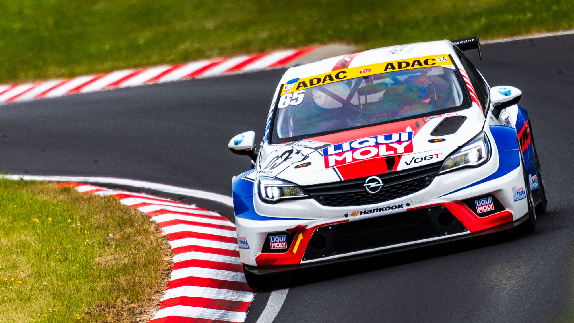 Erneutes Gesamtpodium für das Autohaus Vogt auf der Nürburgring-Nordschleife