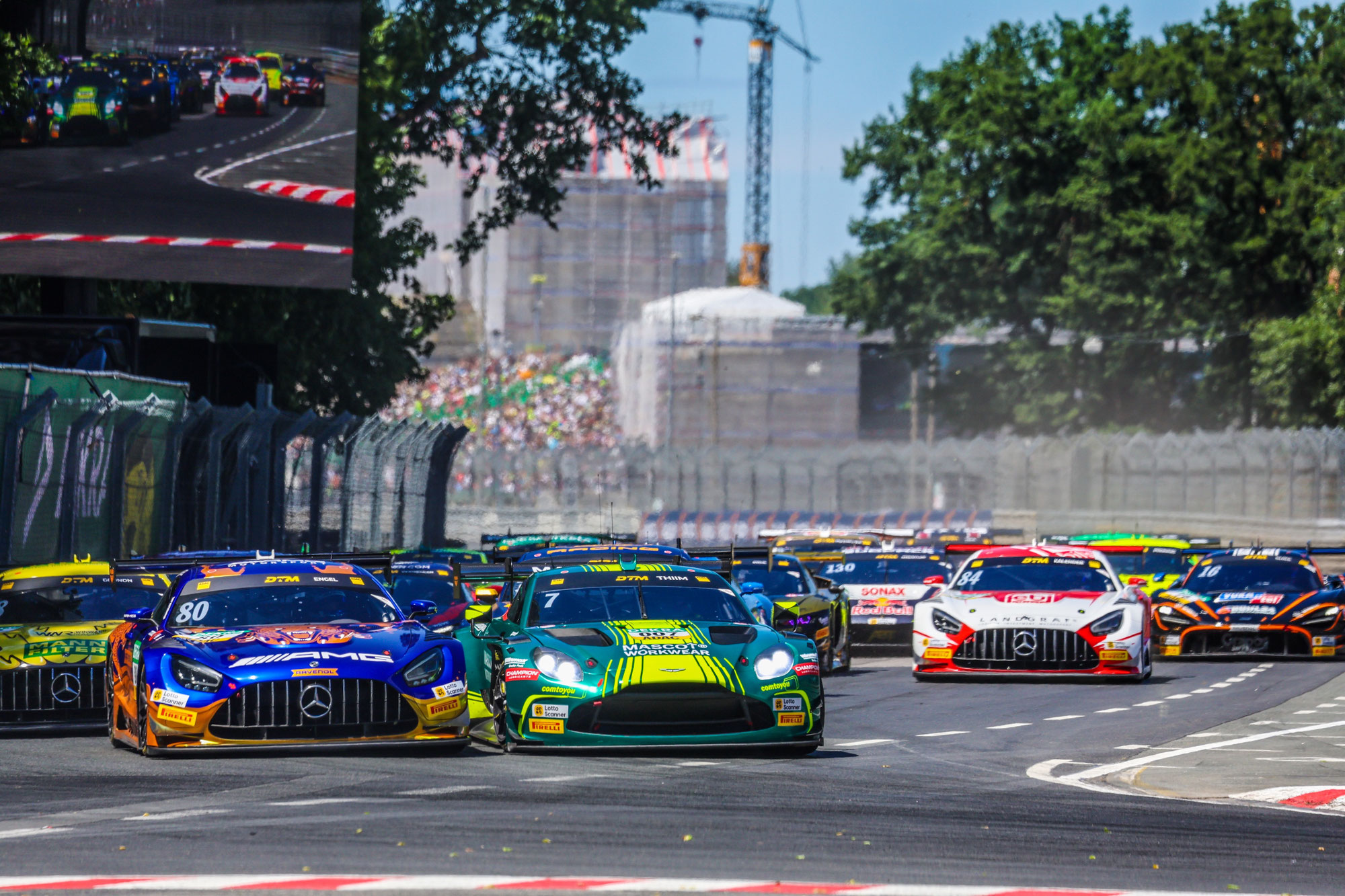 Historischer Erfolg: Thiim holt auf dem ausverkauften Norisring ersten DTM-Sieg für Aston Martin