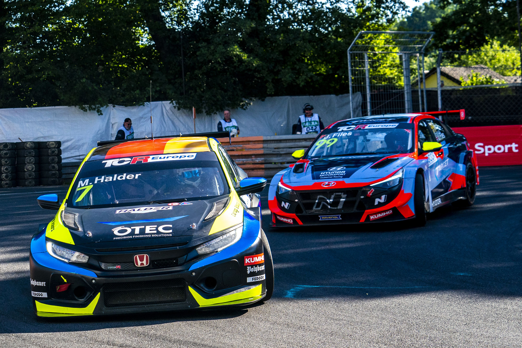 Mike Halder und Franco Girolami siegen beim TCR Europe Debüt auf dem Norisring