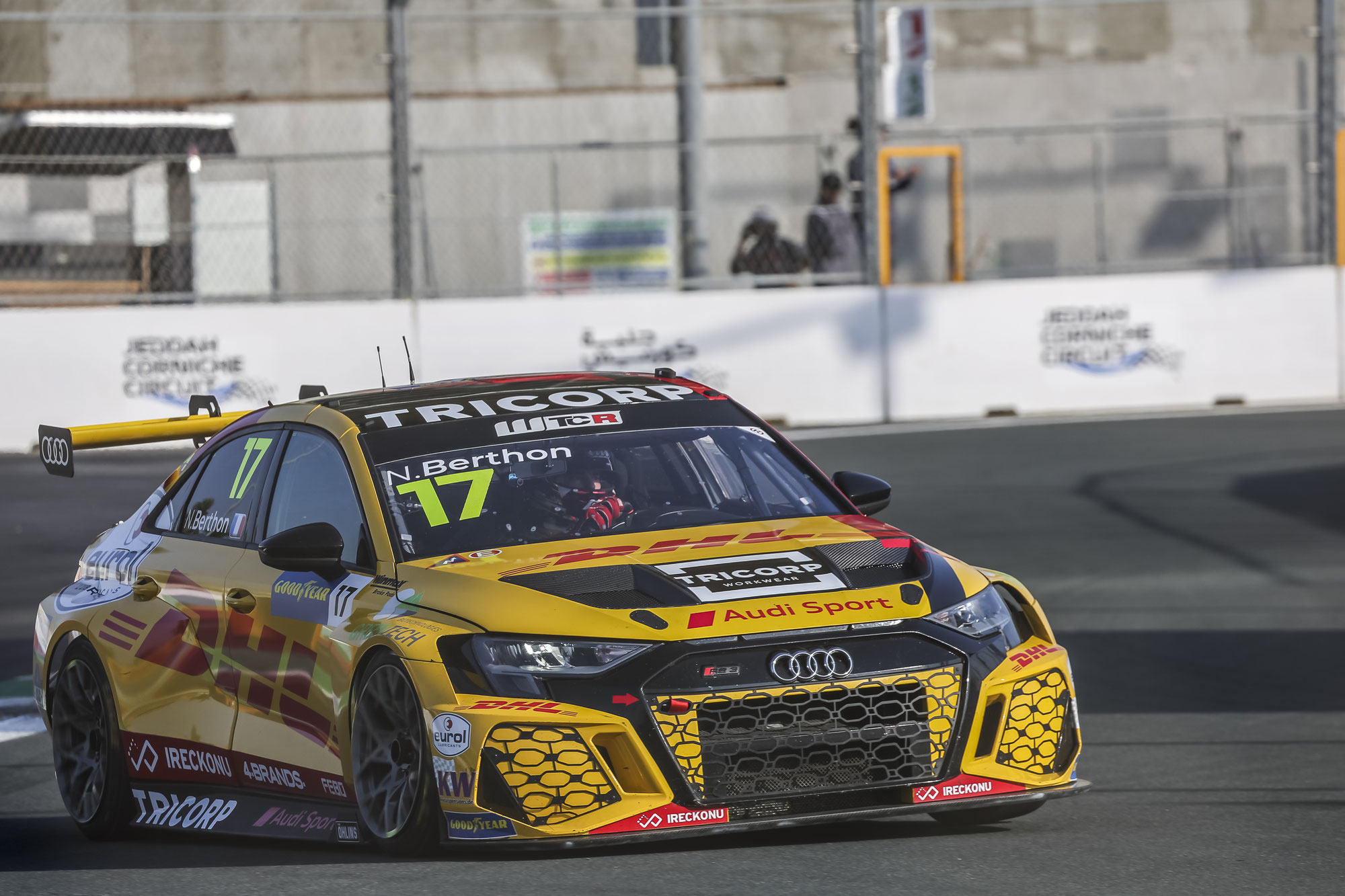 DAS QUALIFYING IN SAUDI-ARABIEN: BERTHON AUF POLE, AZCONA IST KÖNIG DES WTCR