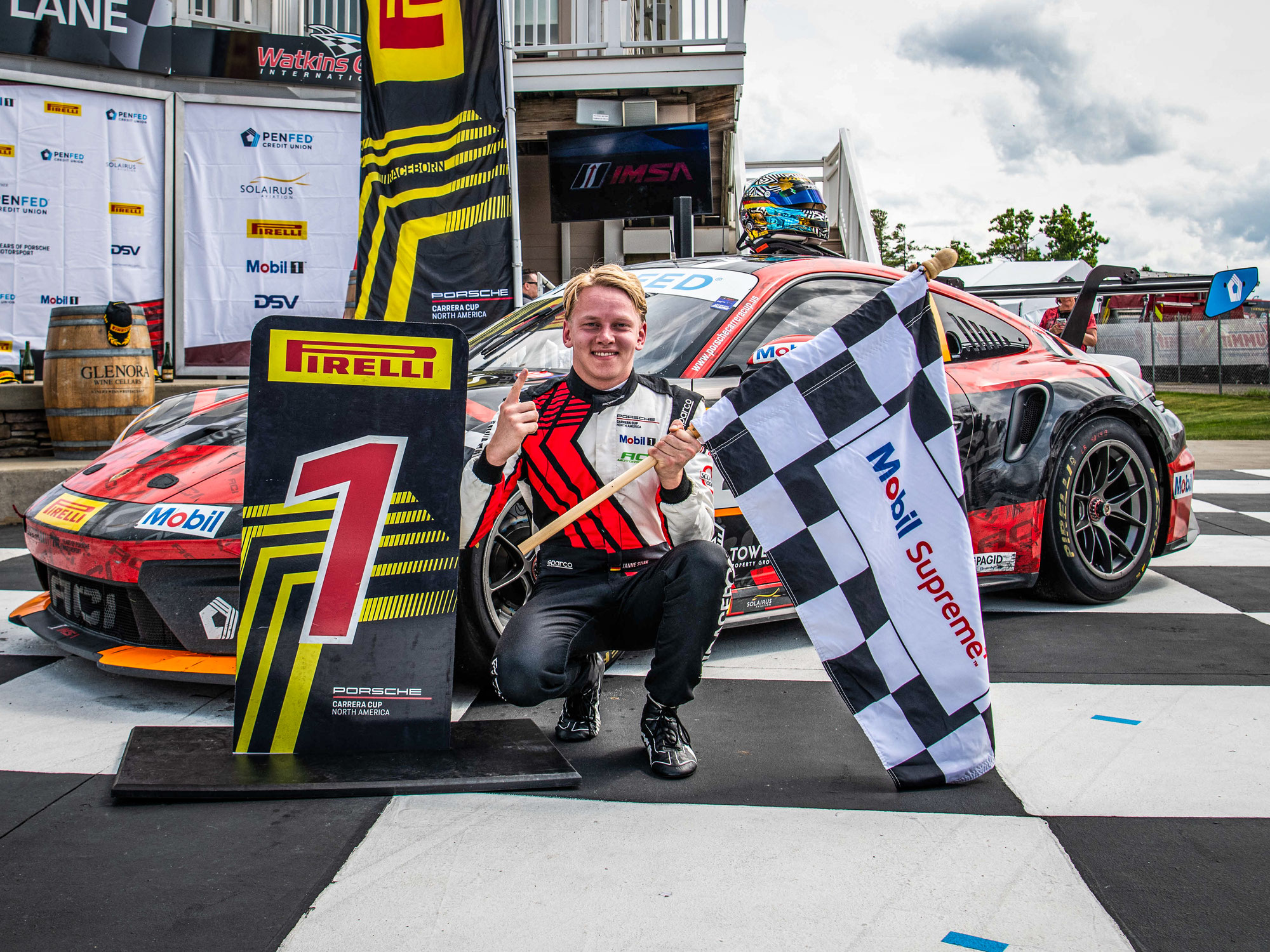 Porsche-Rennfahrer Janne Stiak feiert Premierensieg in den USA