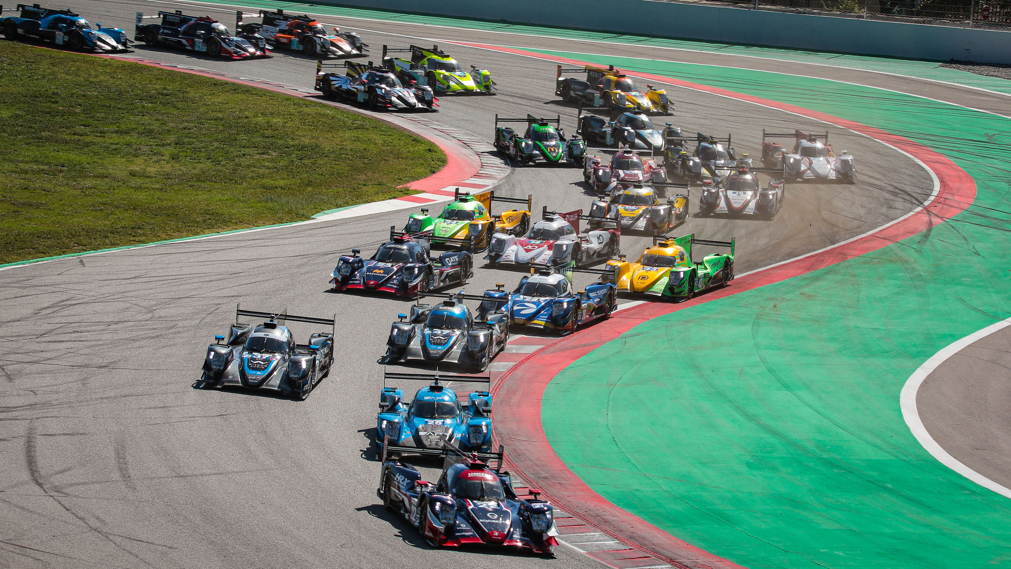 44 Fahrzeuge beim Saisonauftakt der European Le Mans Series in Barcelona