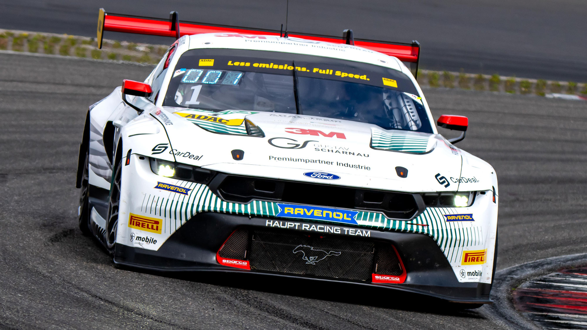 Wiebelhaus stellt Mustang auf Pole für zweites Nürburgring-Rennen