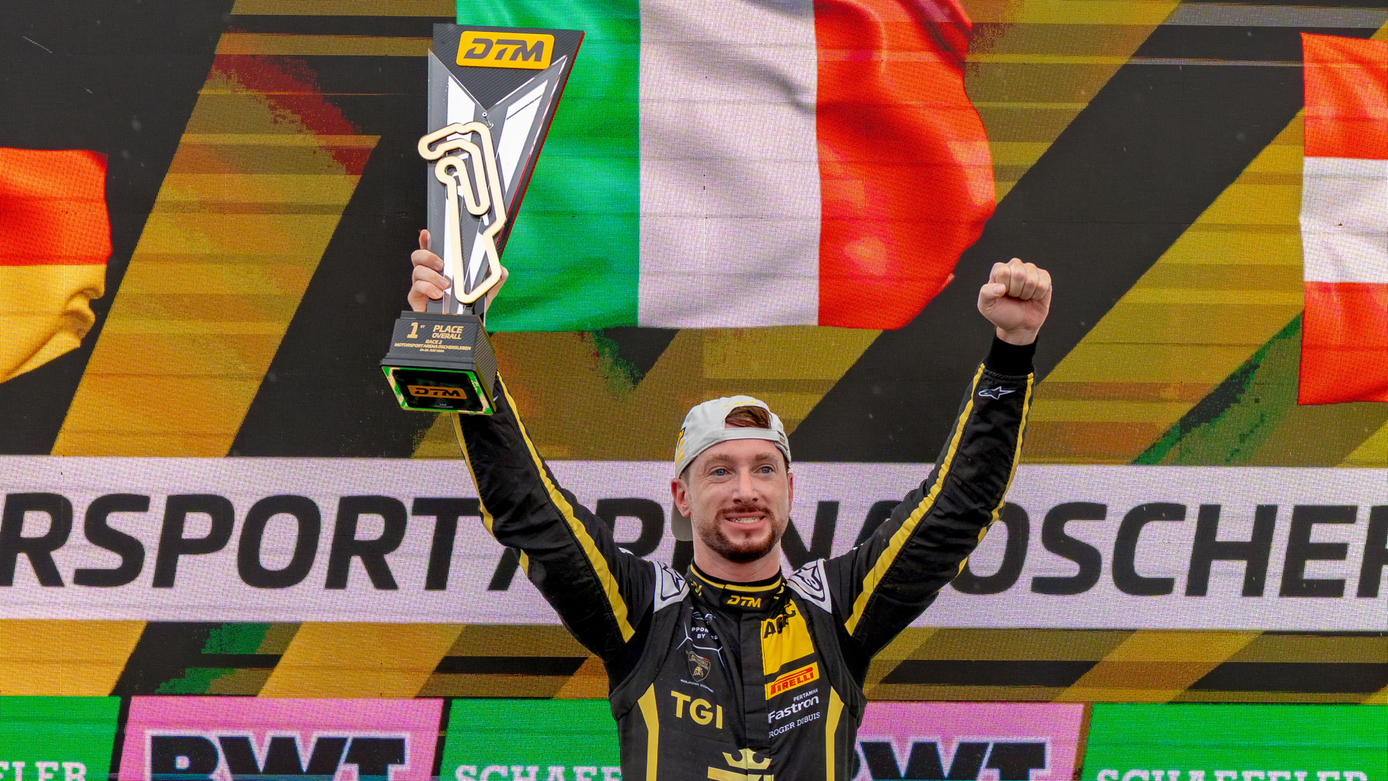 Weltpremiere in der DTM: Bortolotti holt ersten Sieg für neuen Lamborghini Temerario