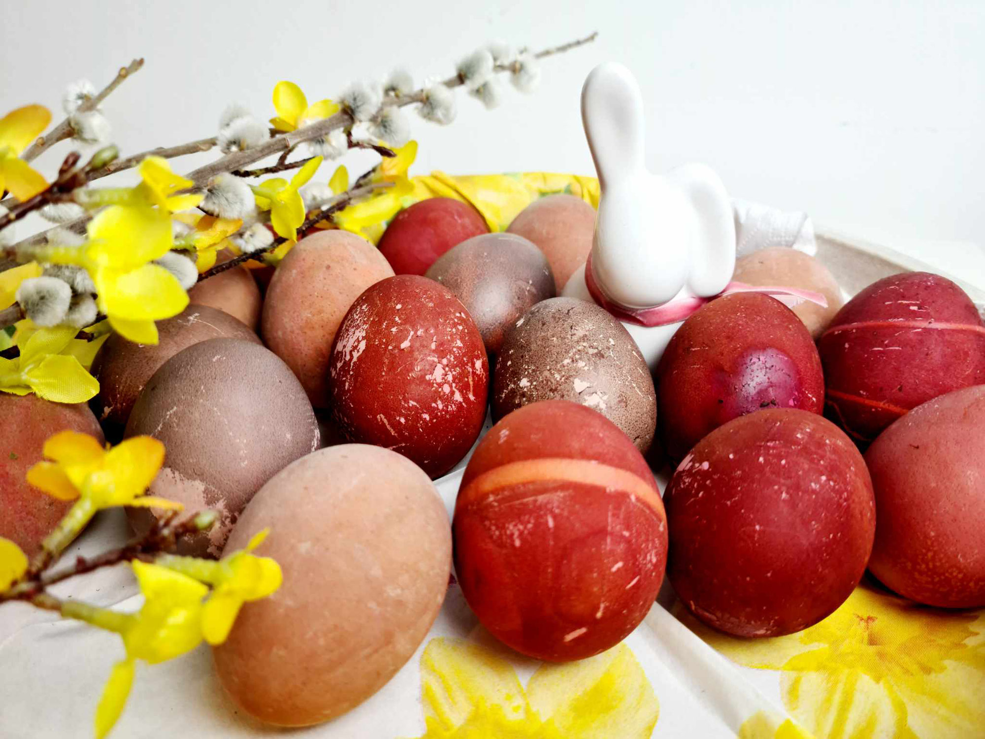 Ostereier färben mit Naturfarben
