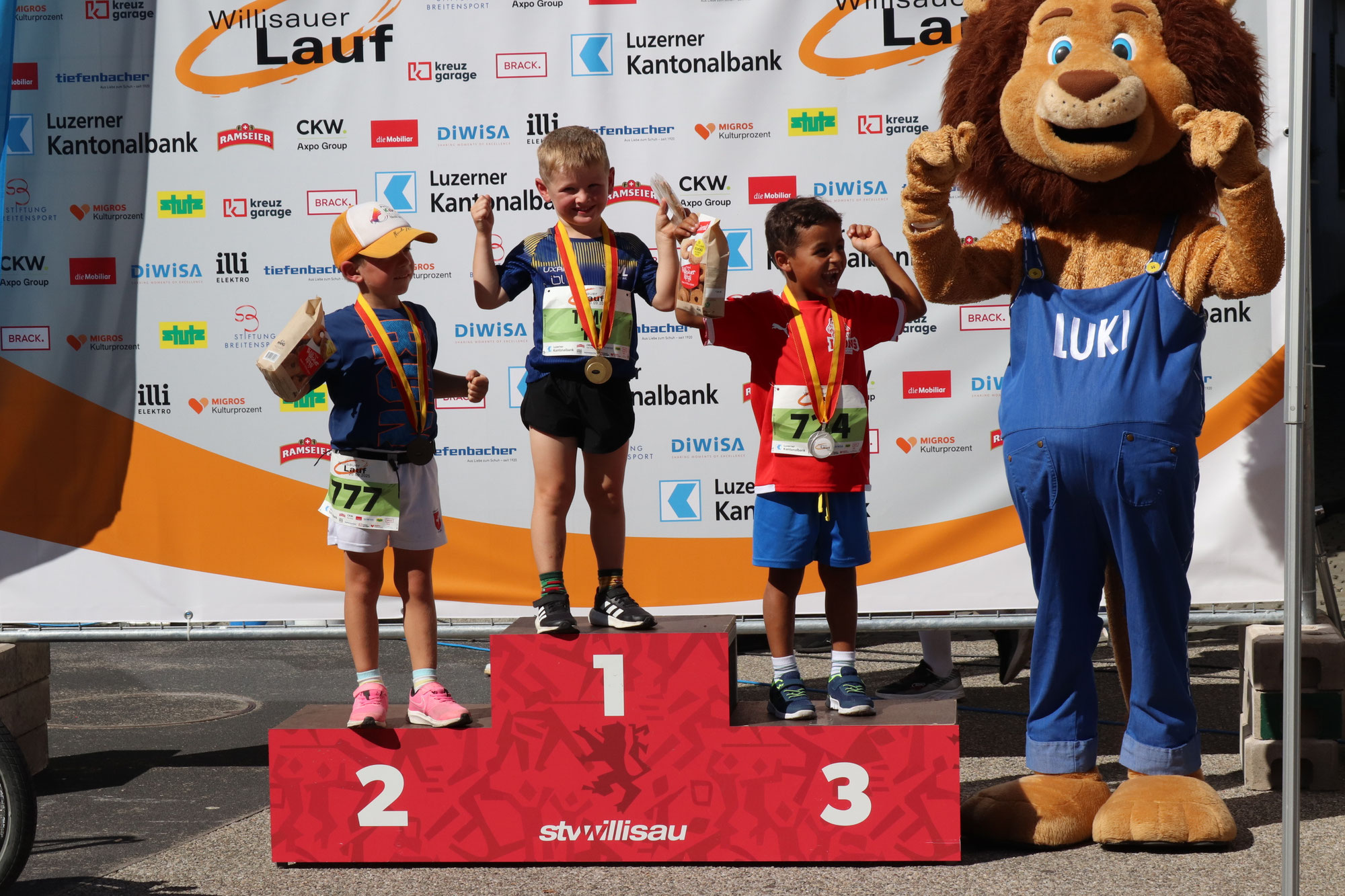 Hochsommerliche Temperaturen, Teamwork und tolle Stimmung