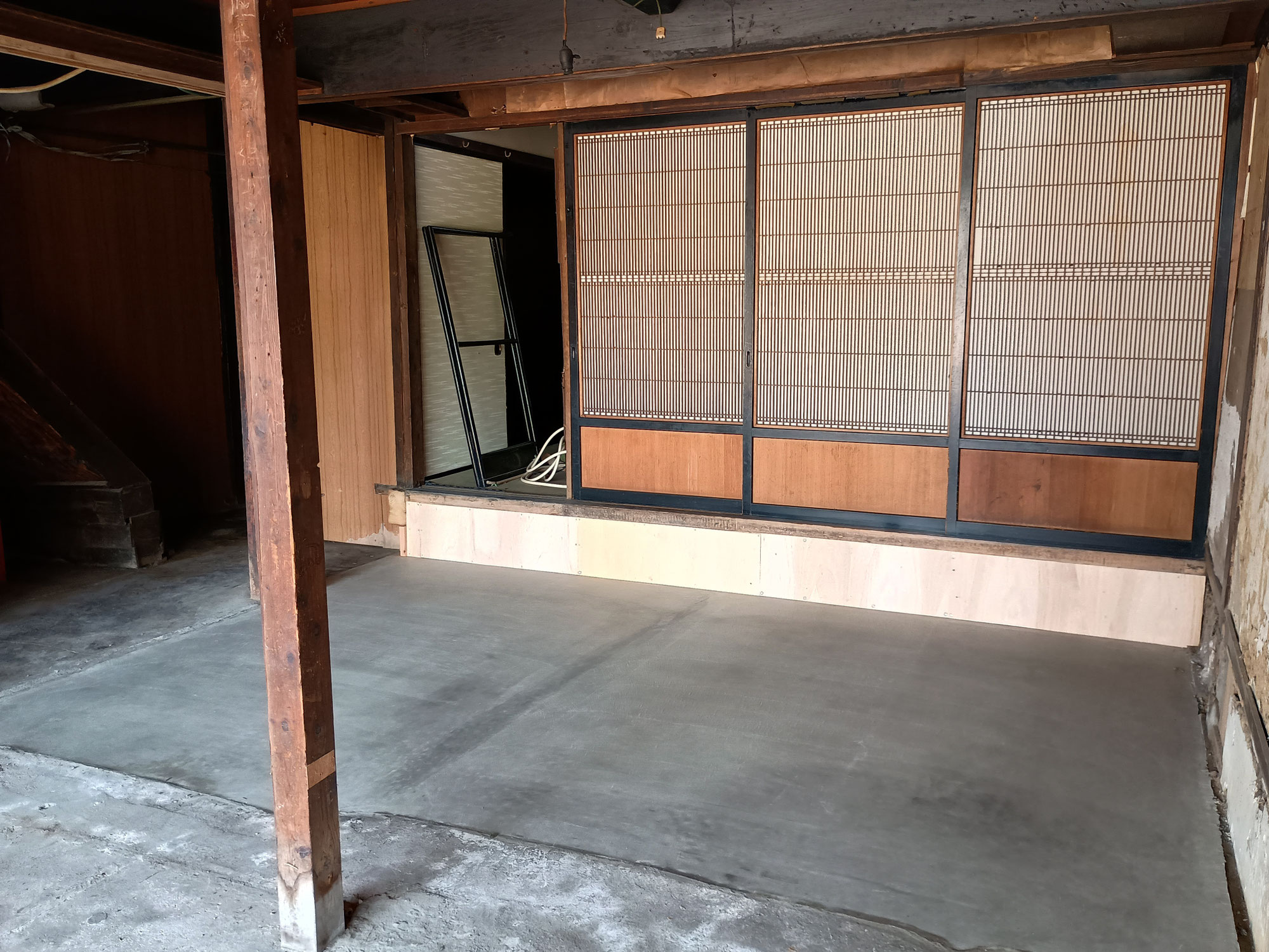 コンクリート打設工事