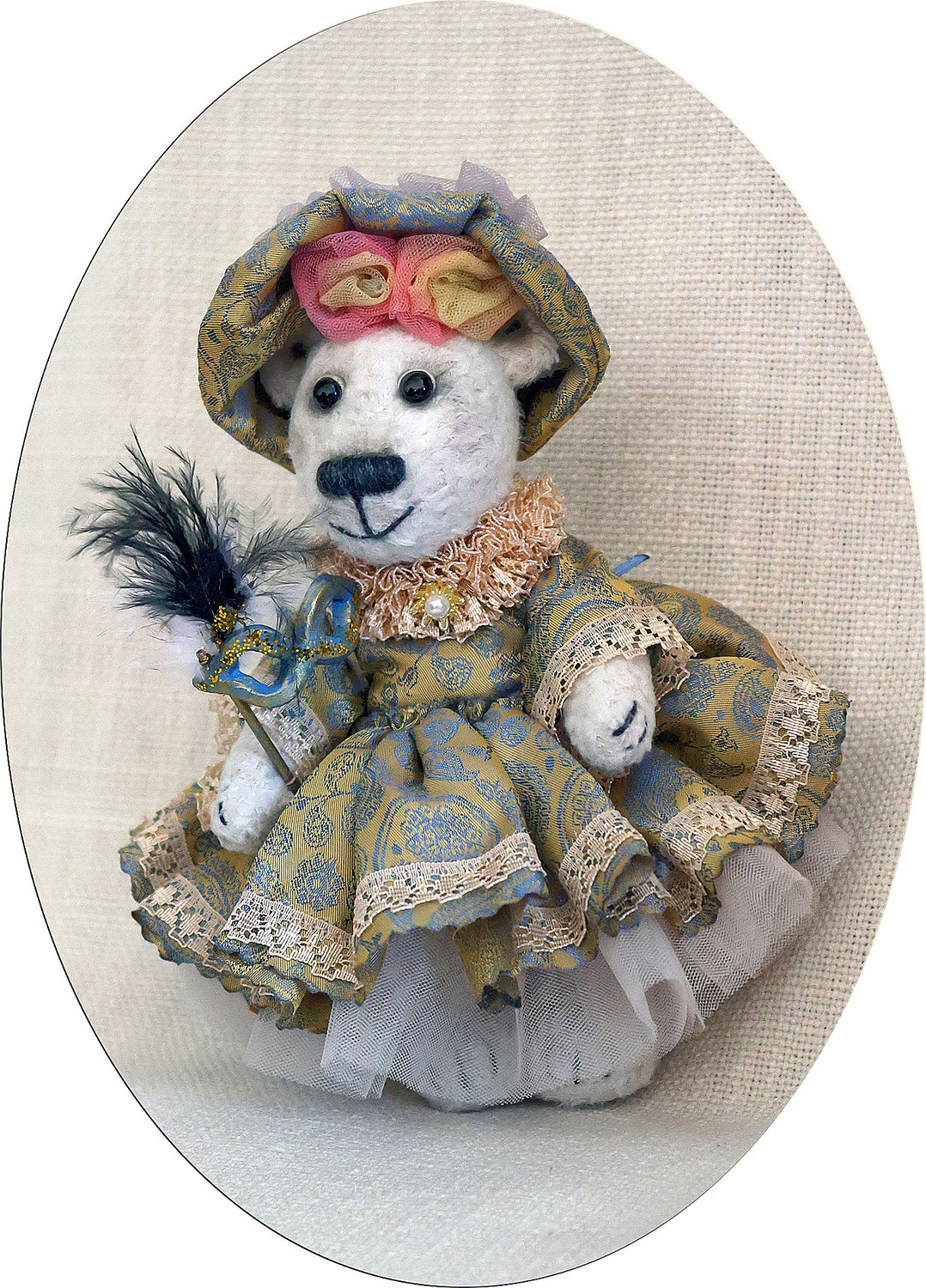 Es ist Karneval in Venedig und Belle ist dabei - It's Carnival in Venice and Belle is there.