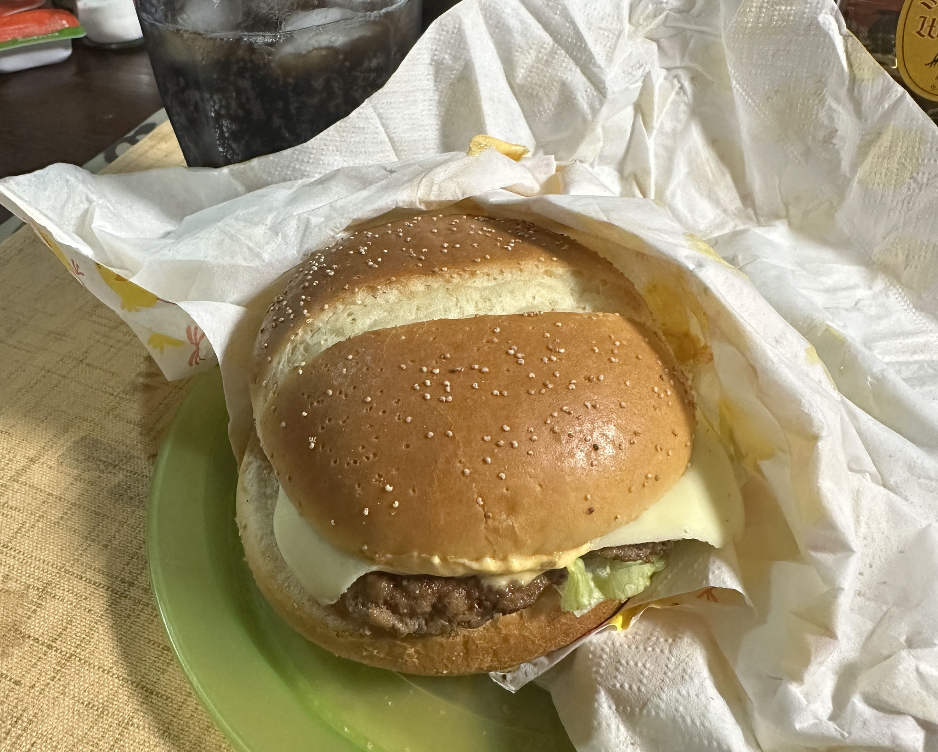 自家製ハンバーガー( *´艸｀)