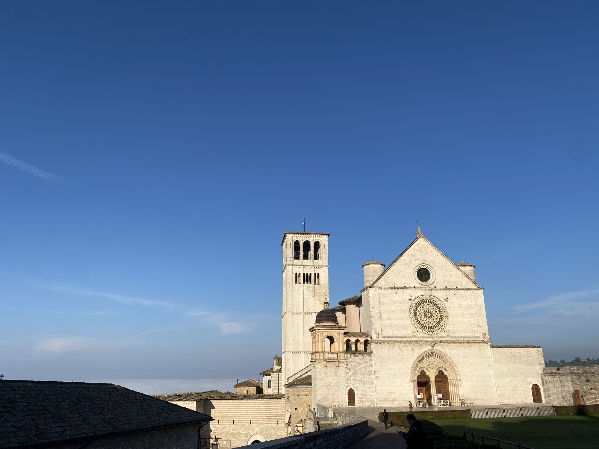 【お知らせ】イタリアでの魂蘇セラピー講座のため10月14日〜30日までお休みをいただきます｜名古屋のヒプノセラピー