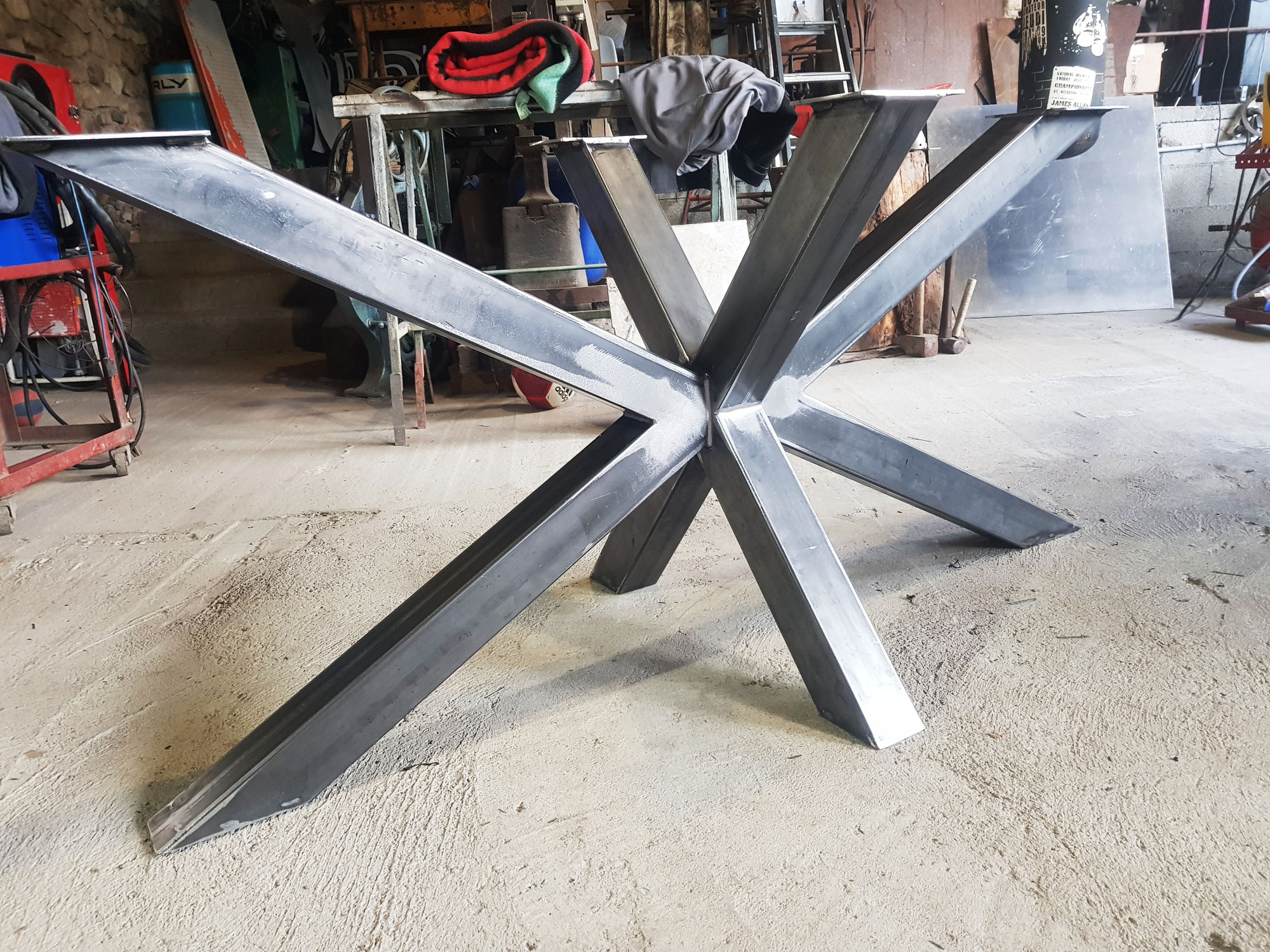 Pied de table