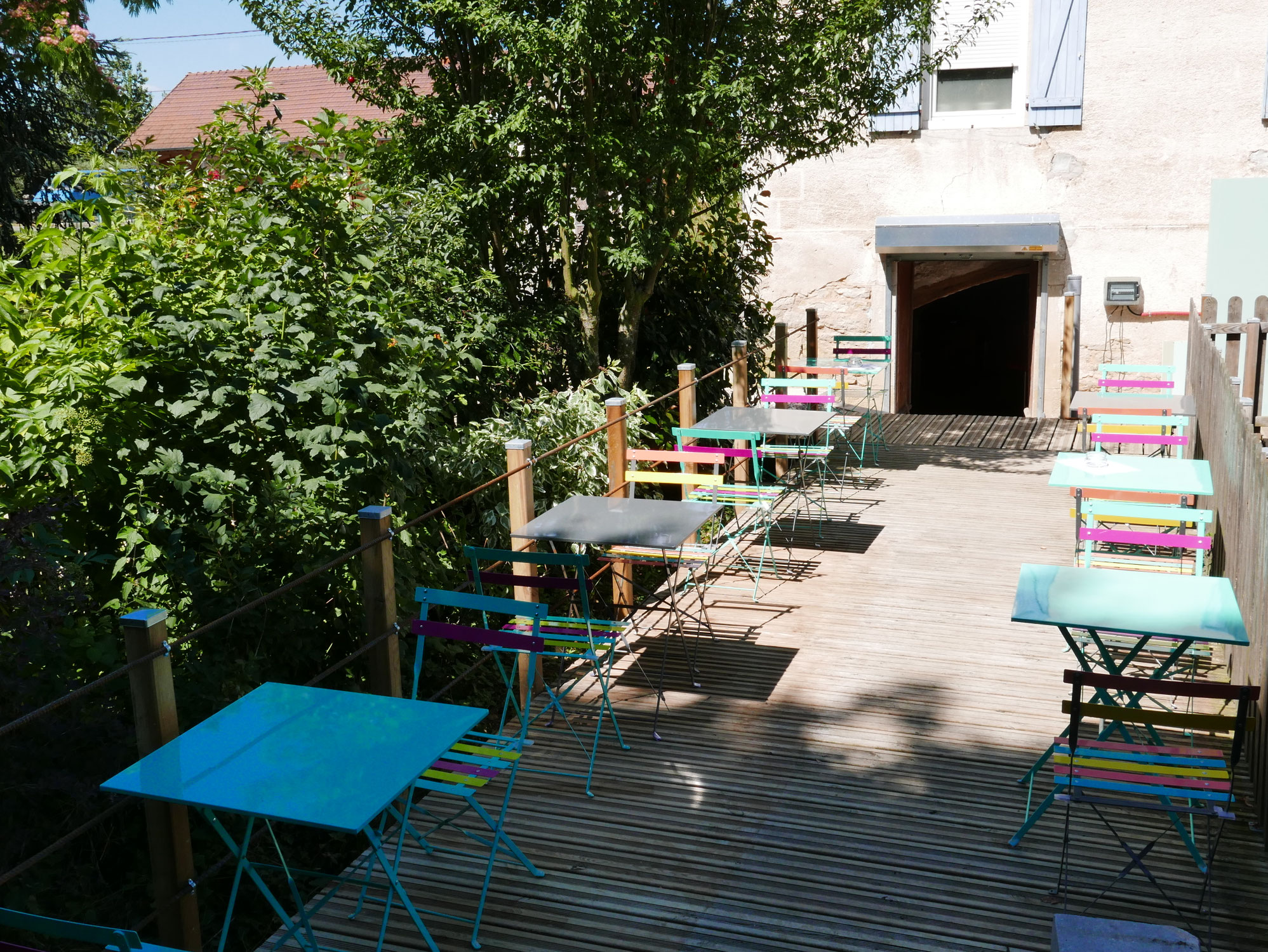 le lombard bar est ouvert