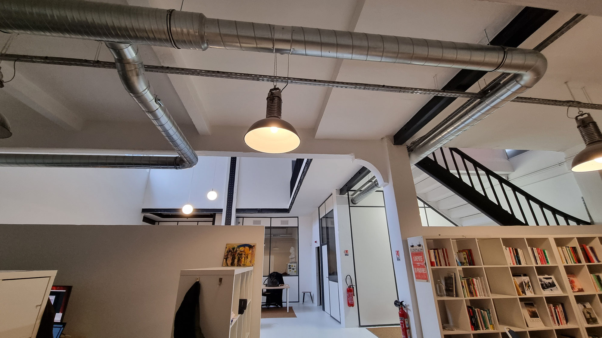 Installation d'un système de ventilation double flux pour des bureaux atypiques dans le 10ème arrdt de Paris