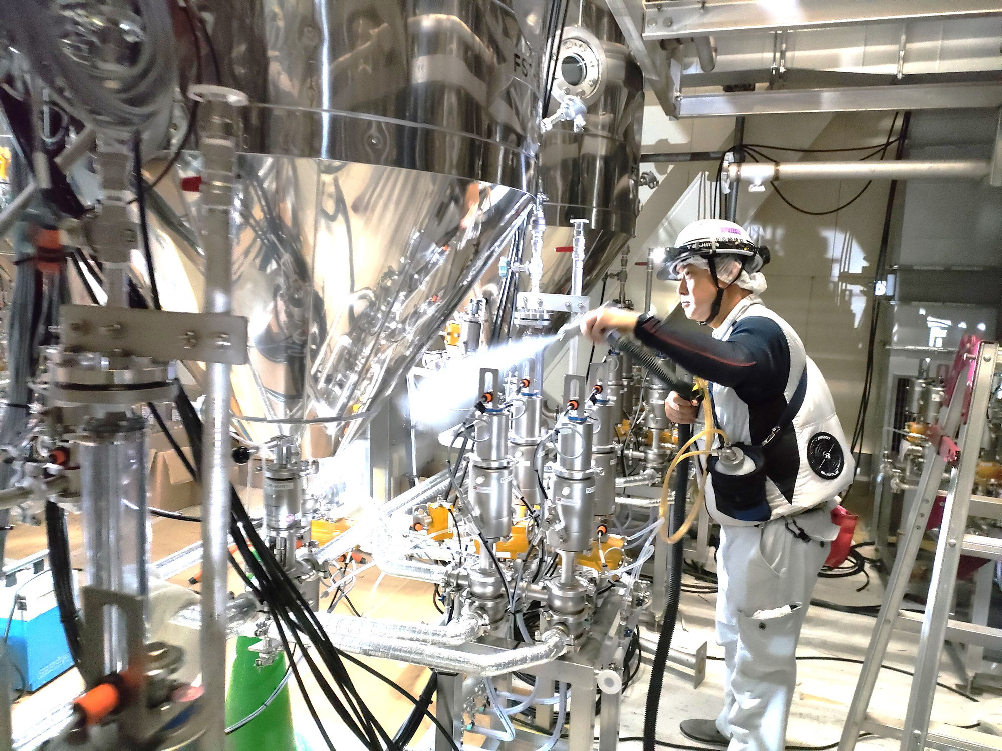 光触媒施工事例（食品工場の抗菌・防カビ対策工事）