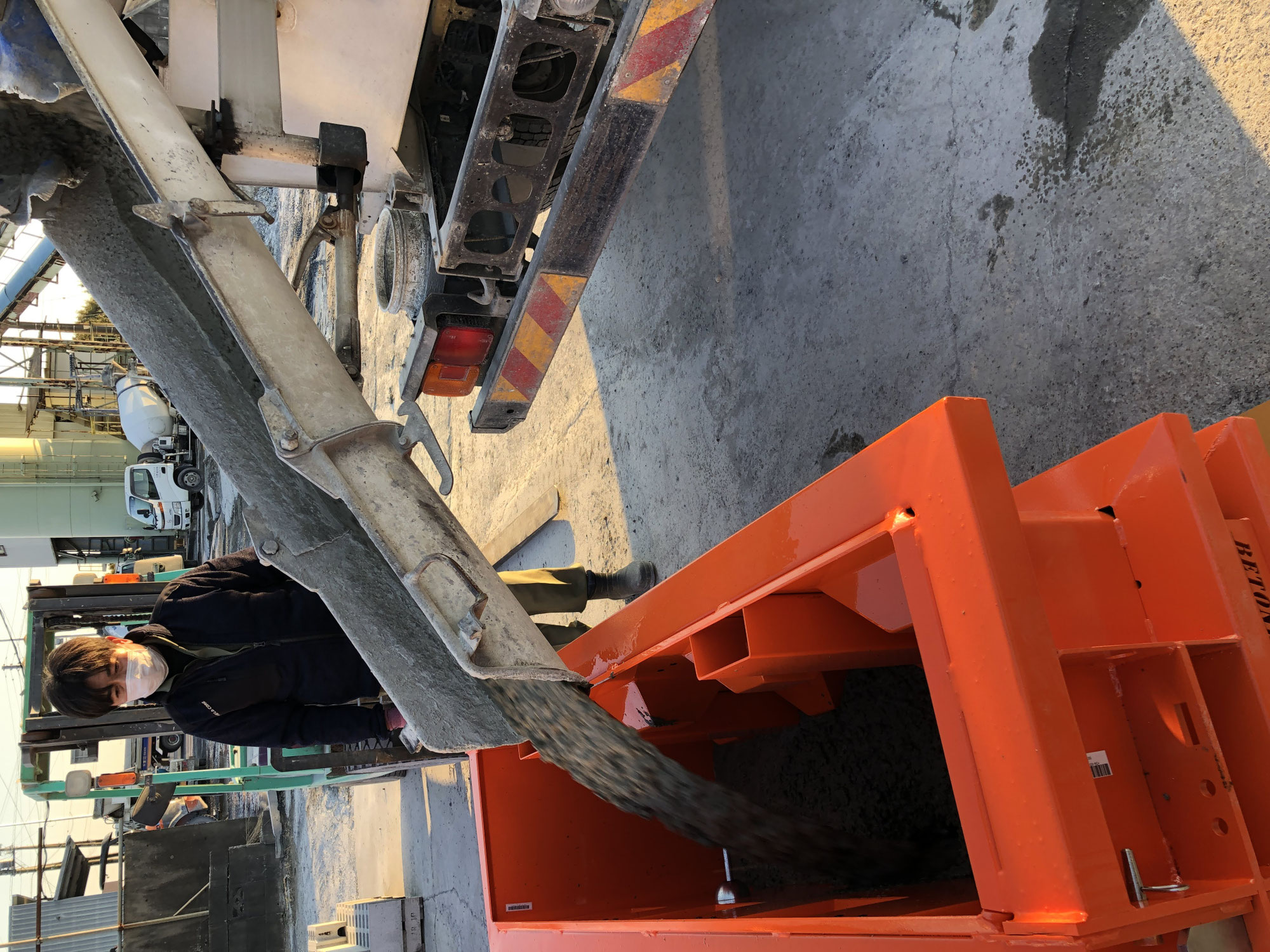 茨城県、大野建材さん！いきなりBETONBLOCK！