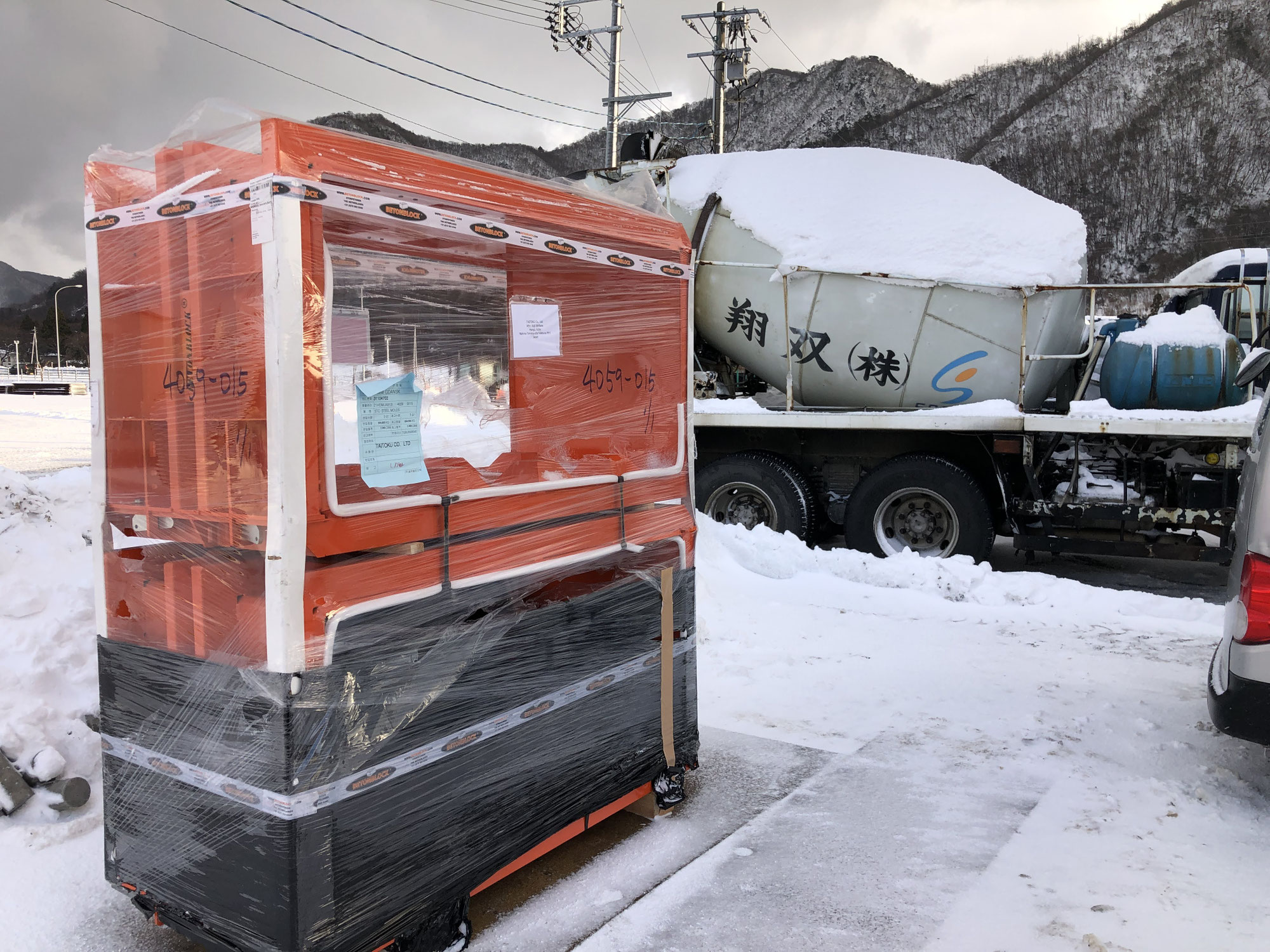 新潟県初！双翔さんでBETONBLOCK製造開始！