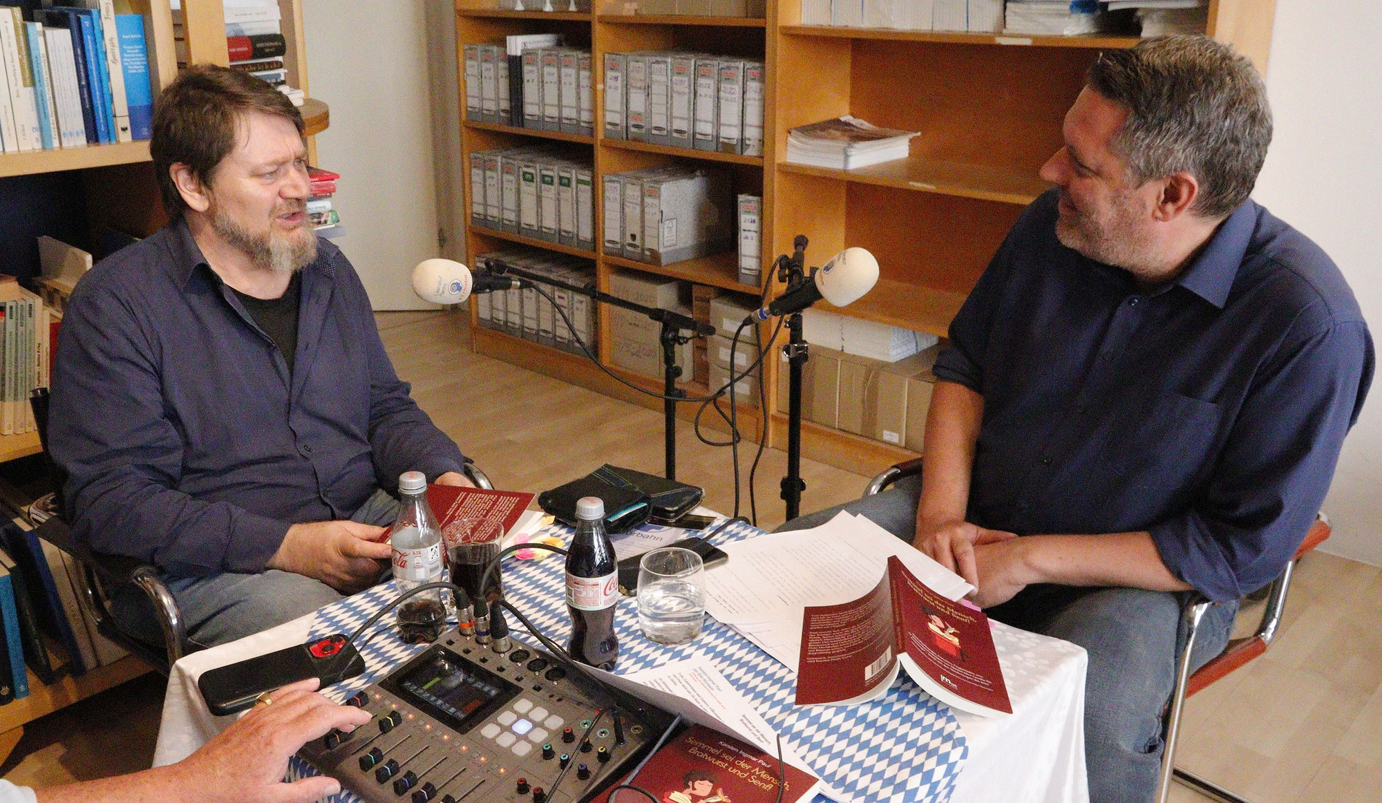 Lyrik von Karsten Paul bei Radio Hörbahn mit Herausgeber und Moderator Jan-Eike Hornauer