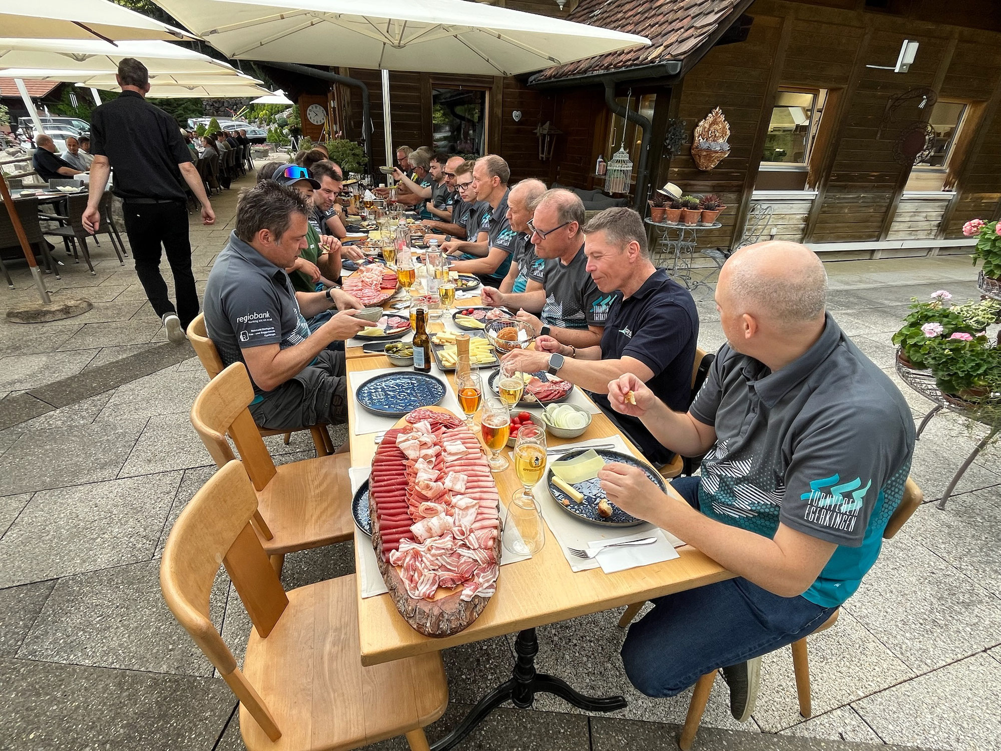 Sommerabschluss der Männer – «Raff di uf und chom au mit!»